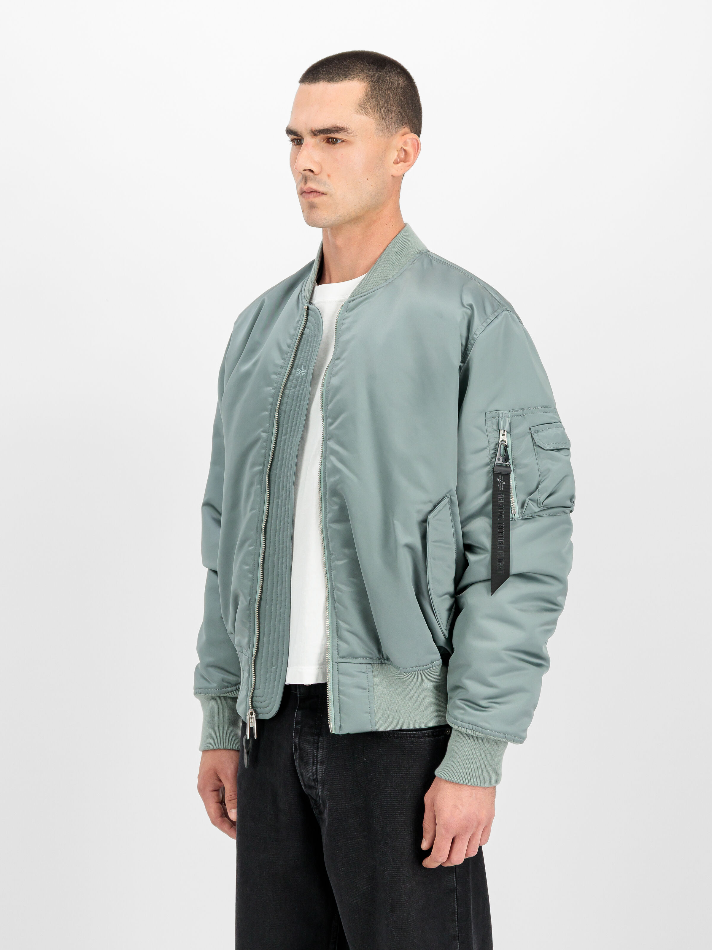 MA-1 Base Flight UV Bomber Jacket silverblue 756111_226_2_model_00003_245199