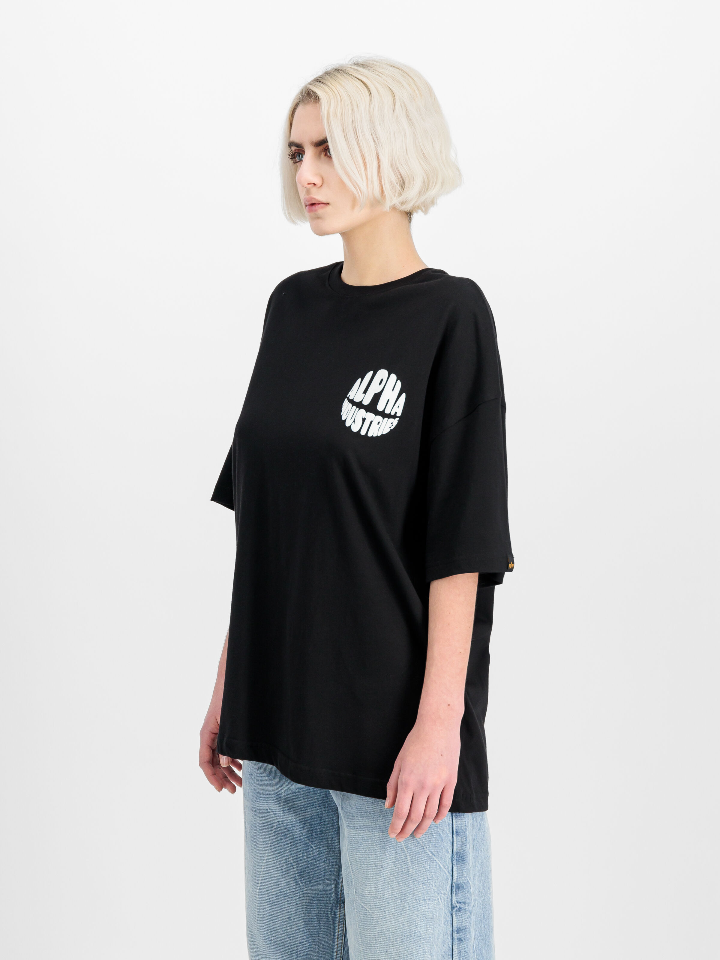 Logo Backprint T-Shirt Women black 156060_03_2_model_00003_142115