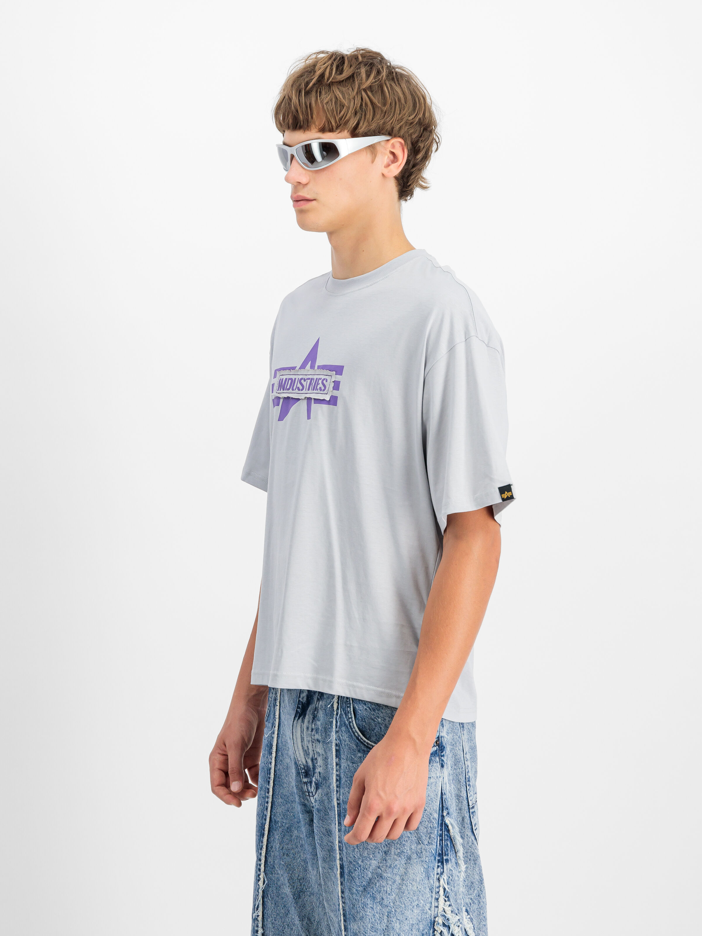 Logo Edge T-Shirt pastel grey 148507_666_2_model_00003_108137