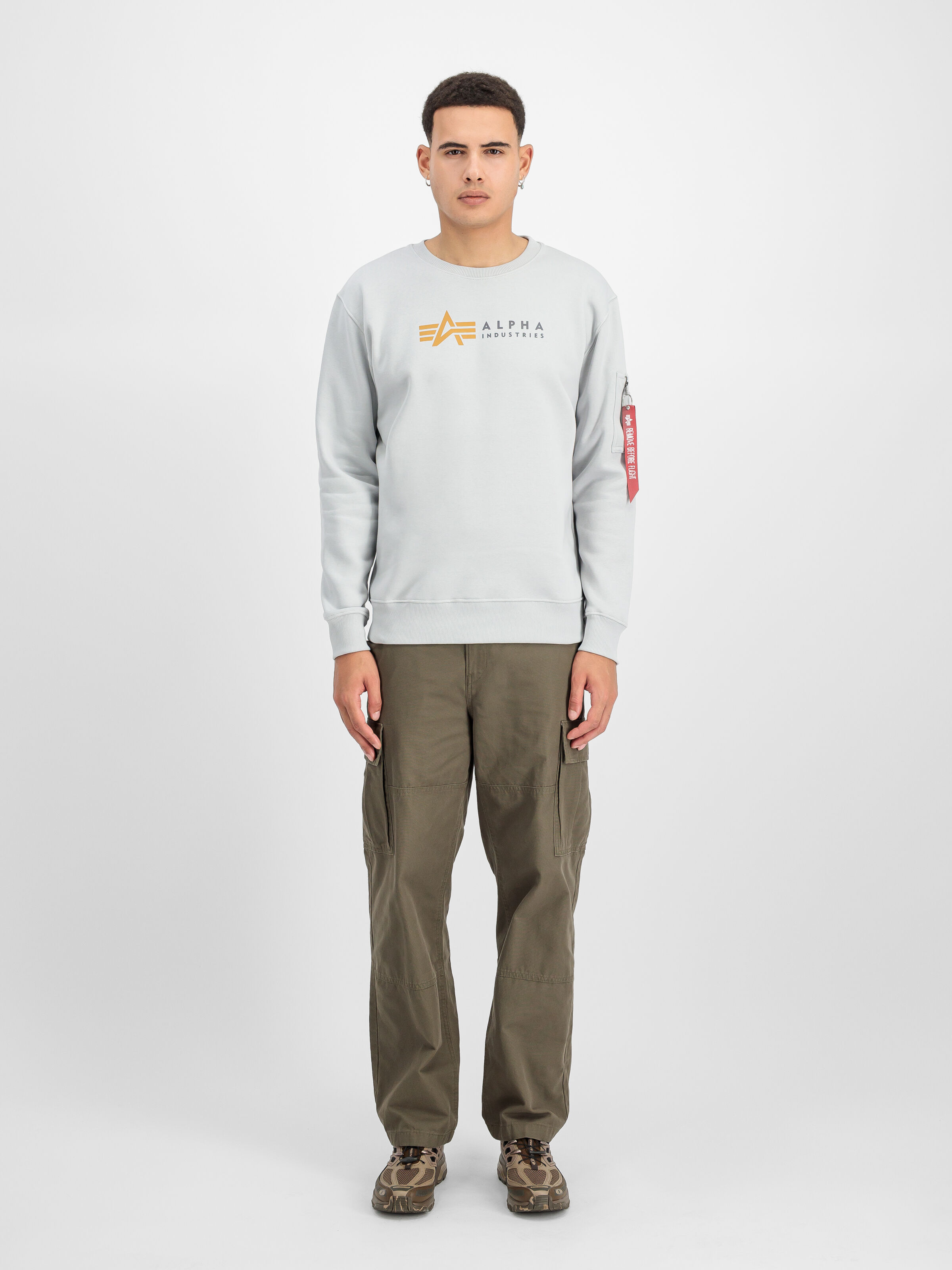 Alpha Label Sweatshirt pastel grey 118312_666_2_model_00001_185462