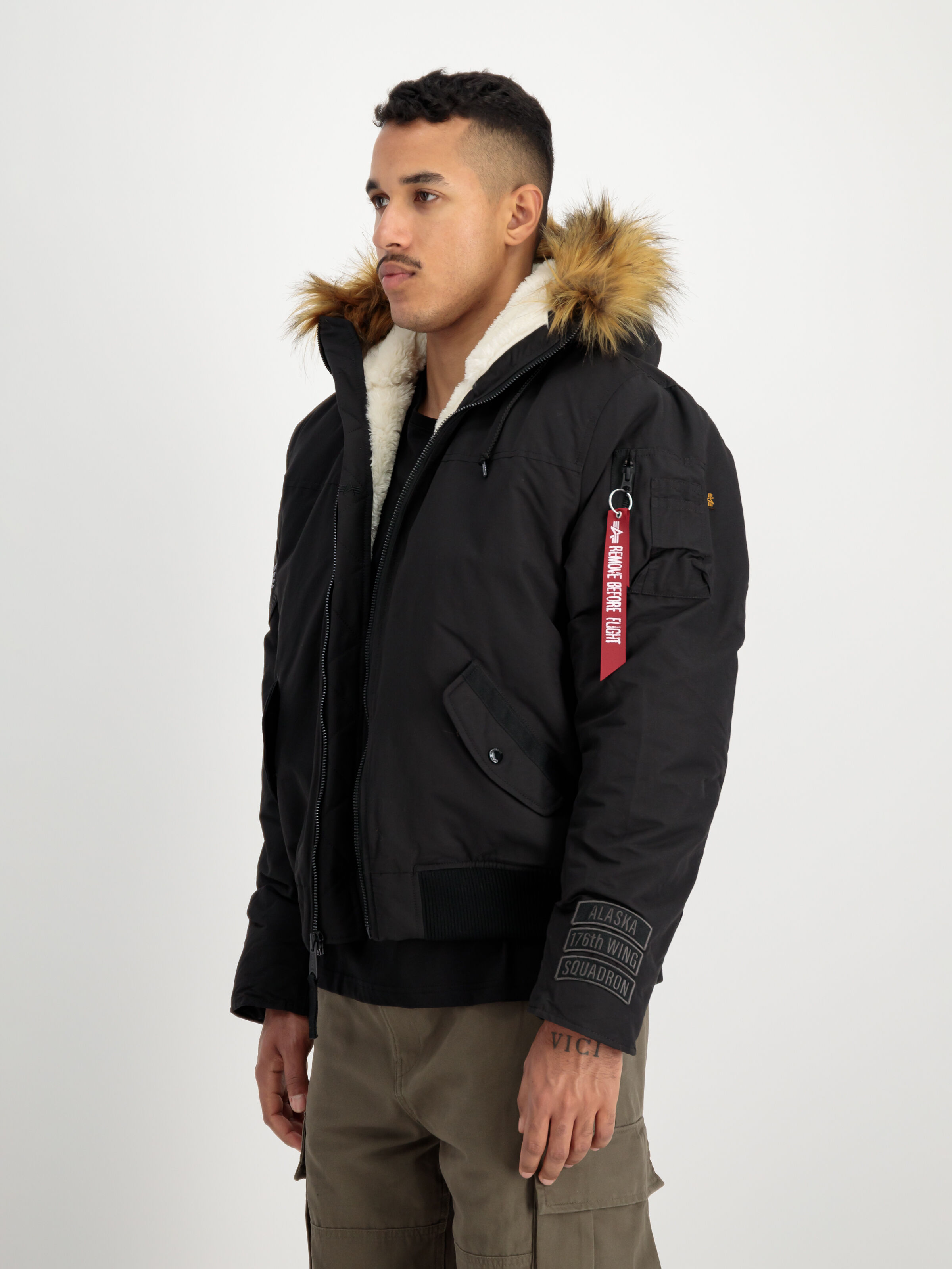 Arctic Guardians Jacket black 148129_03_2_model_00003_129439