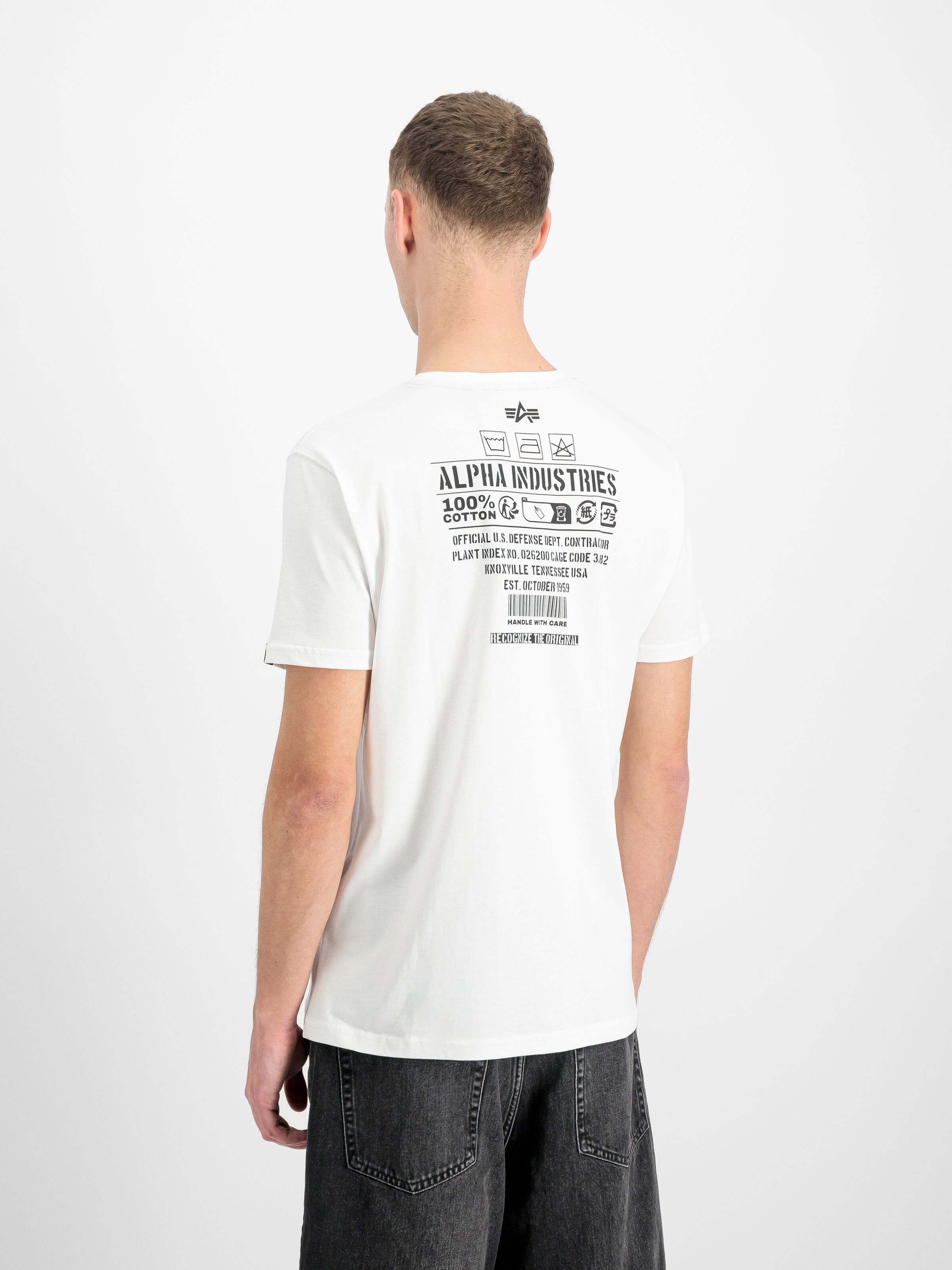 Dog-Tag T-Shirt white 266529_09_2_model_00003_219645