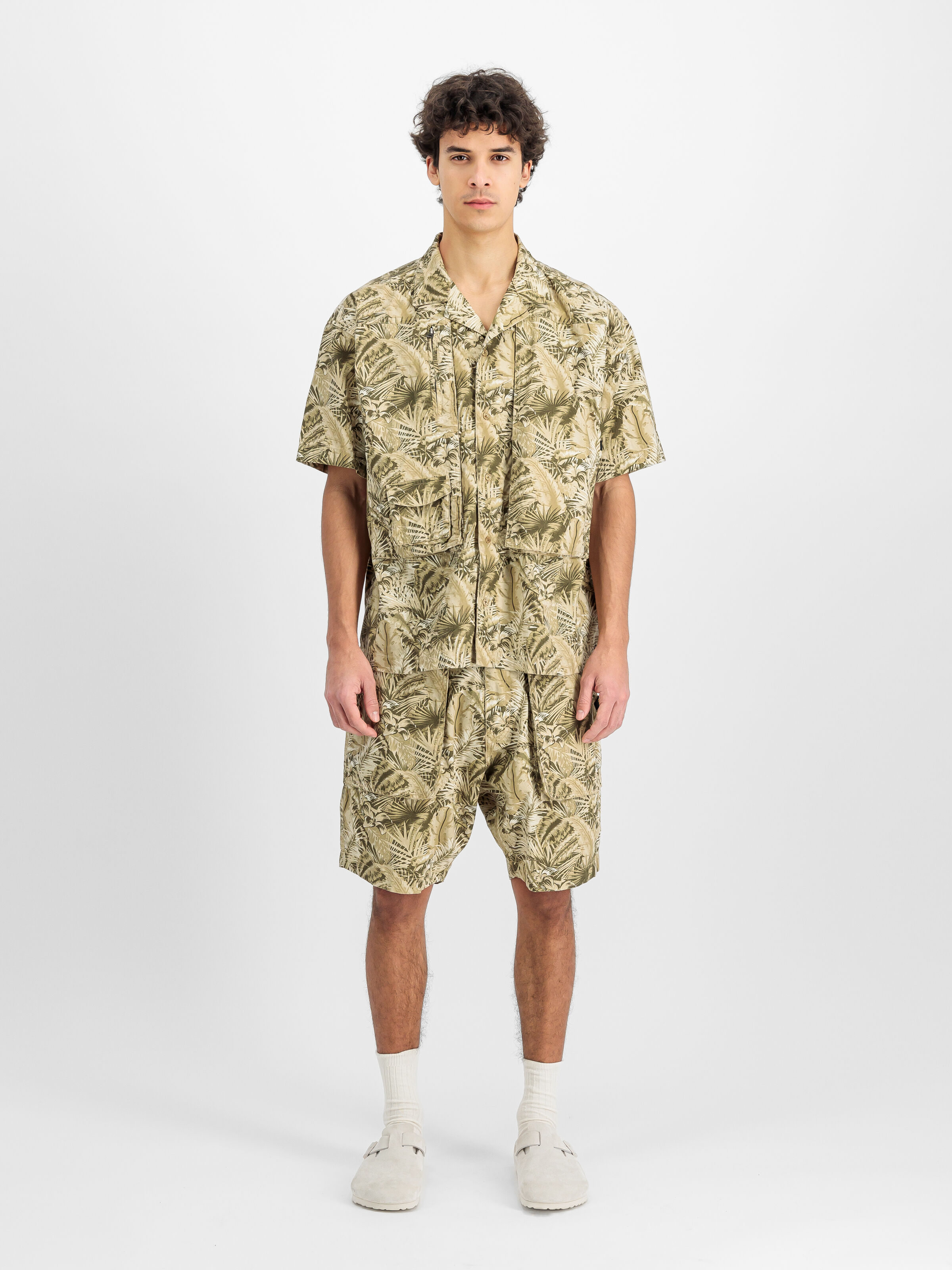Honolulu Safari Short honolulu sand camo 156258_743_2_model_00001_143702