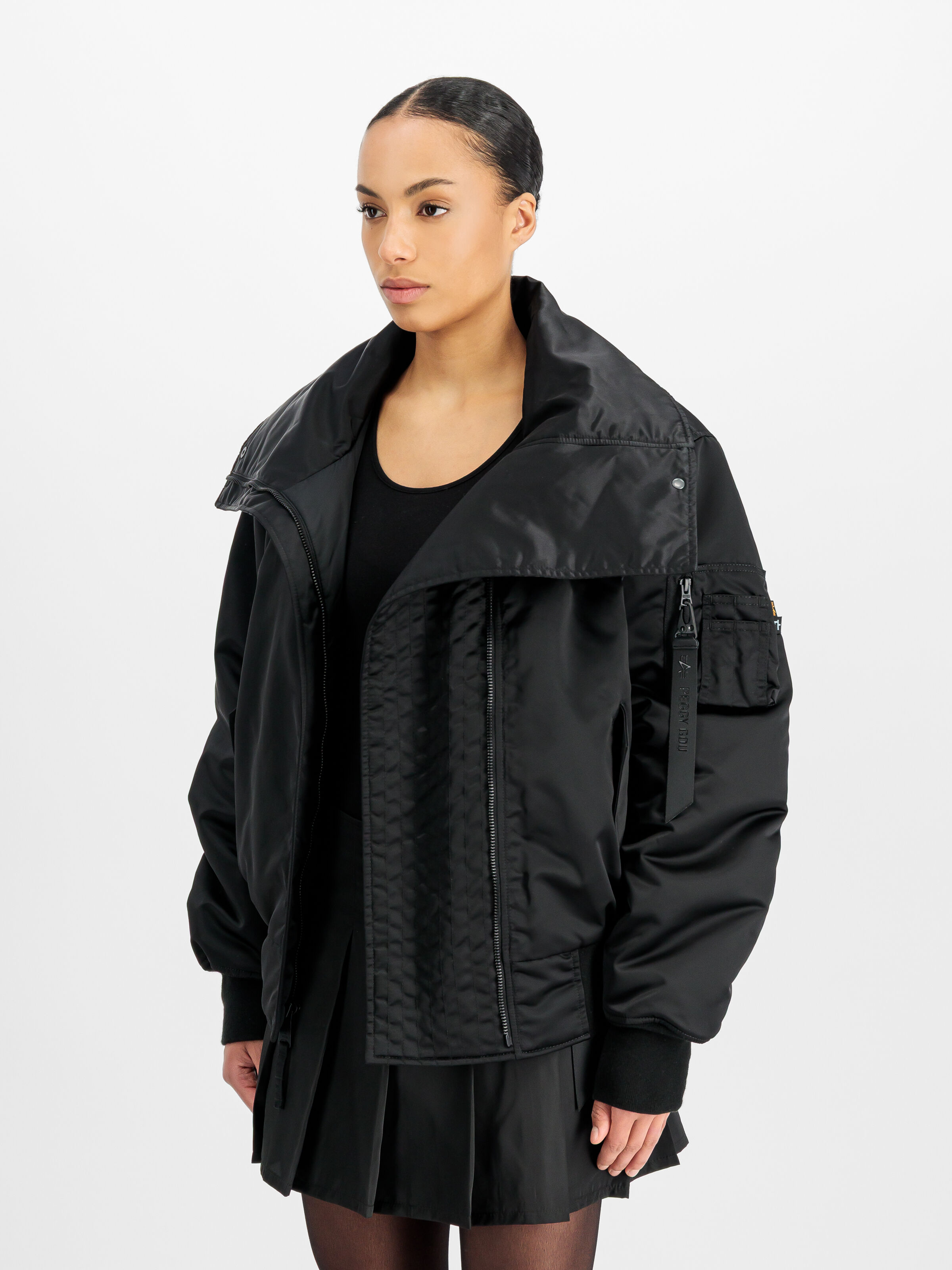 ALPHA x PEGGY GOU Cocoon Bomber Jacket black 258002_03_2_model_00002_202305
