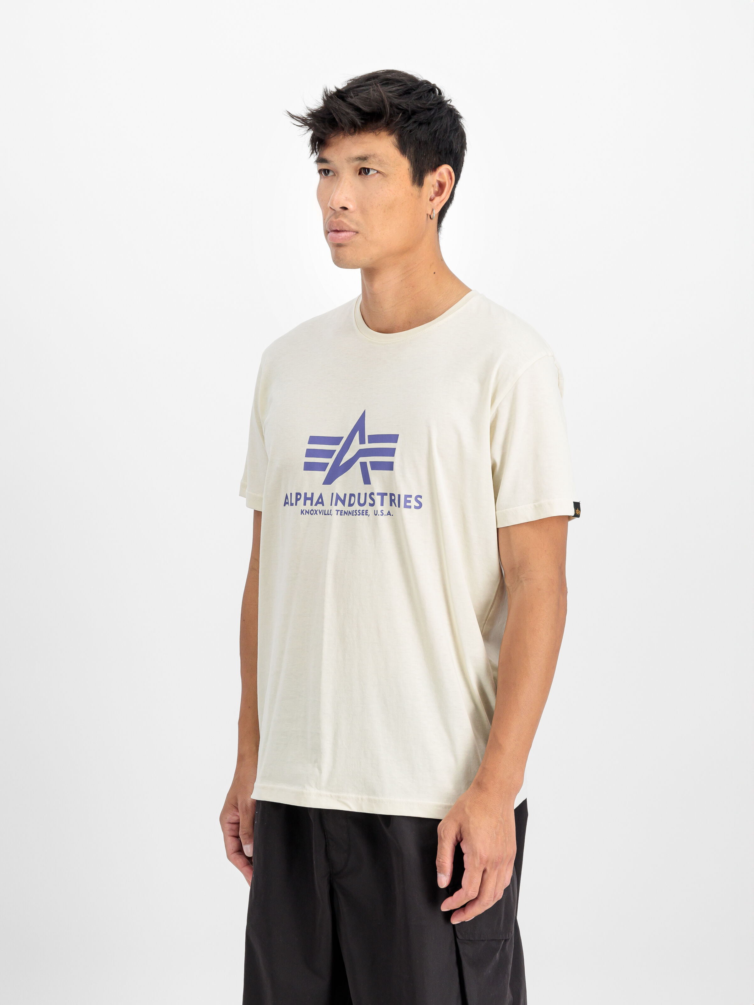 Basic Big Logo T-Shirt vint.white/night purple 100501_749_2_model_00003_117836