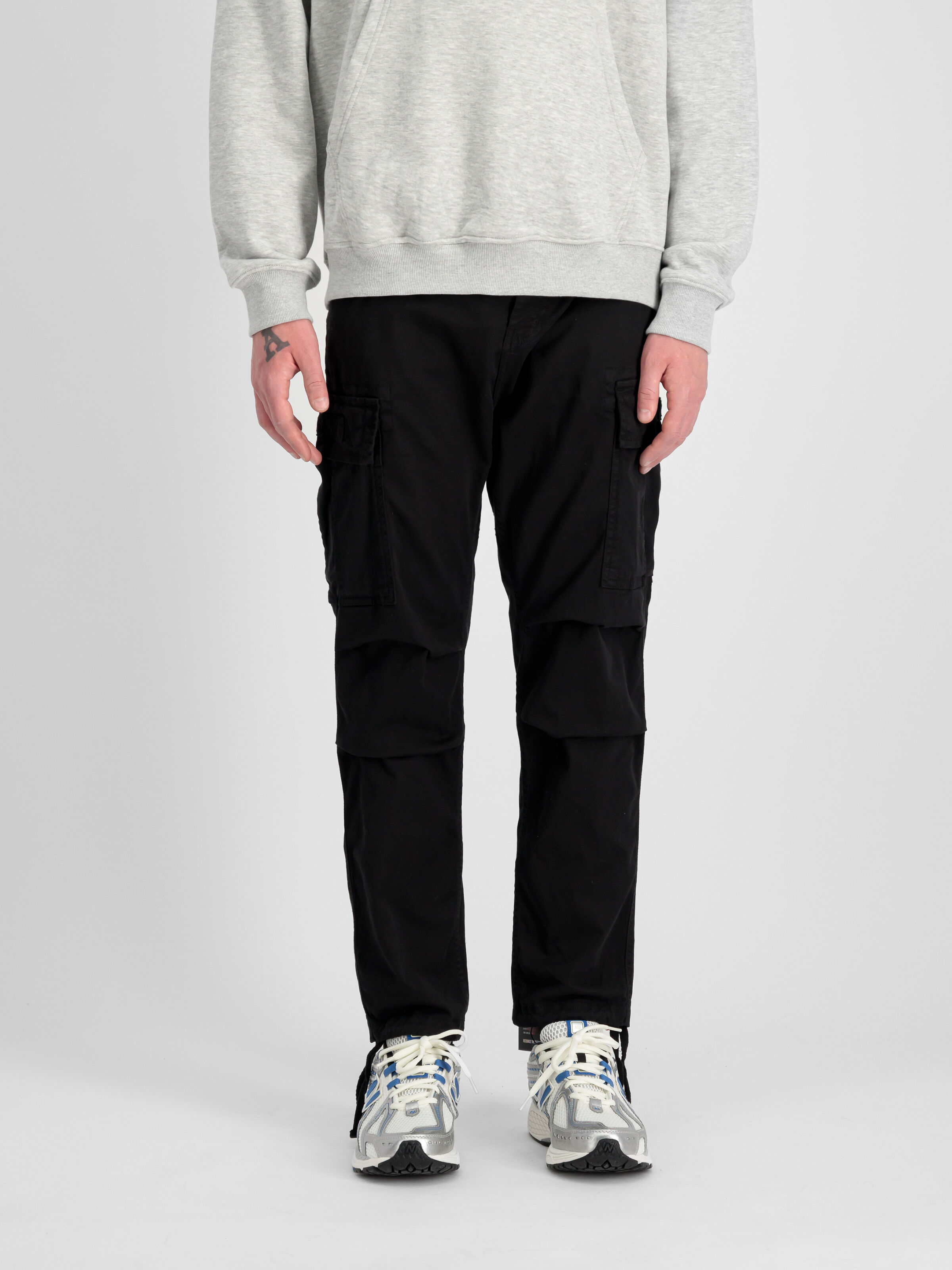Squad Pant black 188202_03_2_model_00003_129229