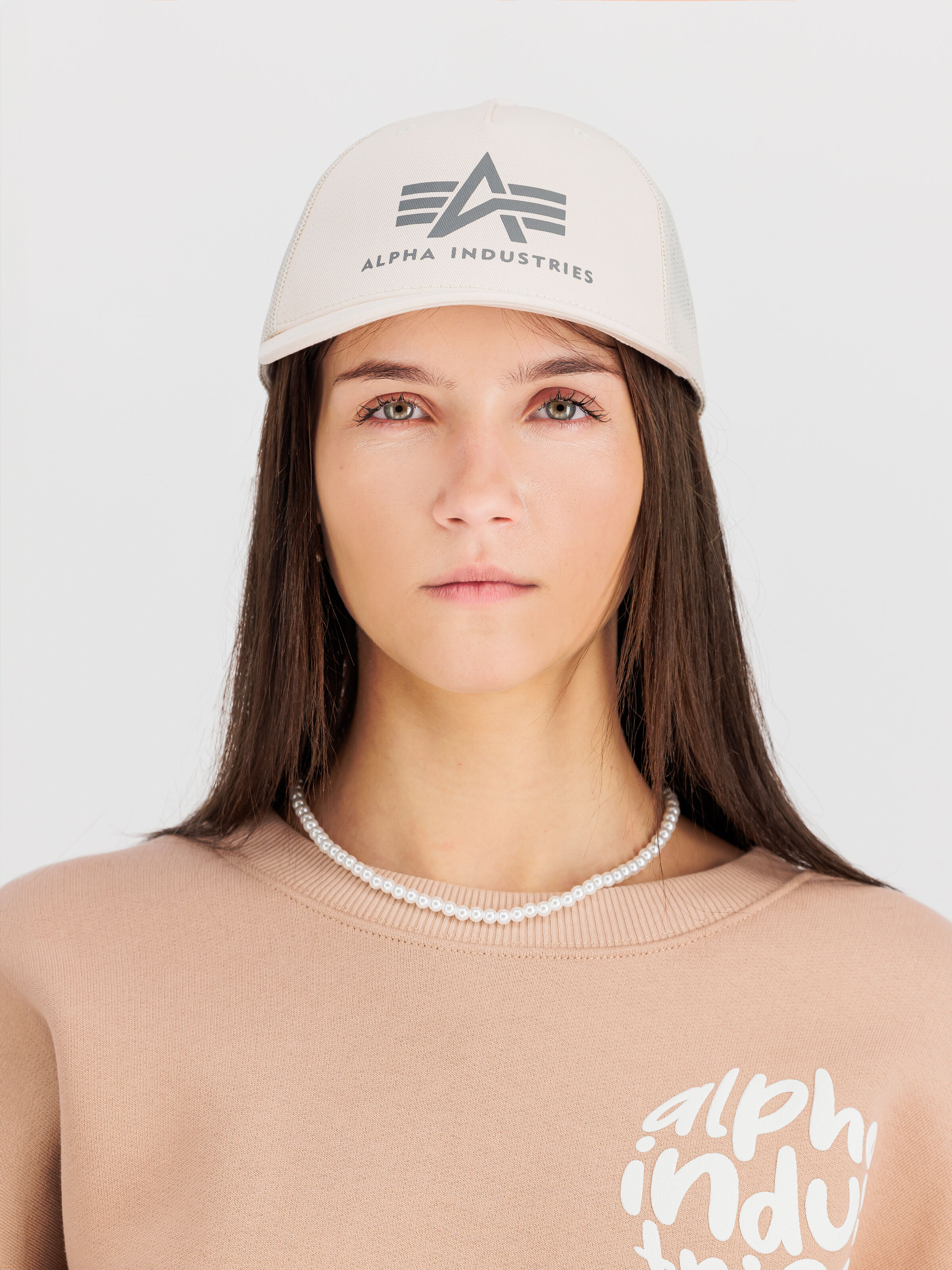 Basic Trucker Cap jet stream white 186902_578_2_model_00001_150741