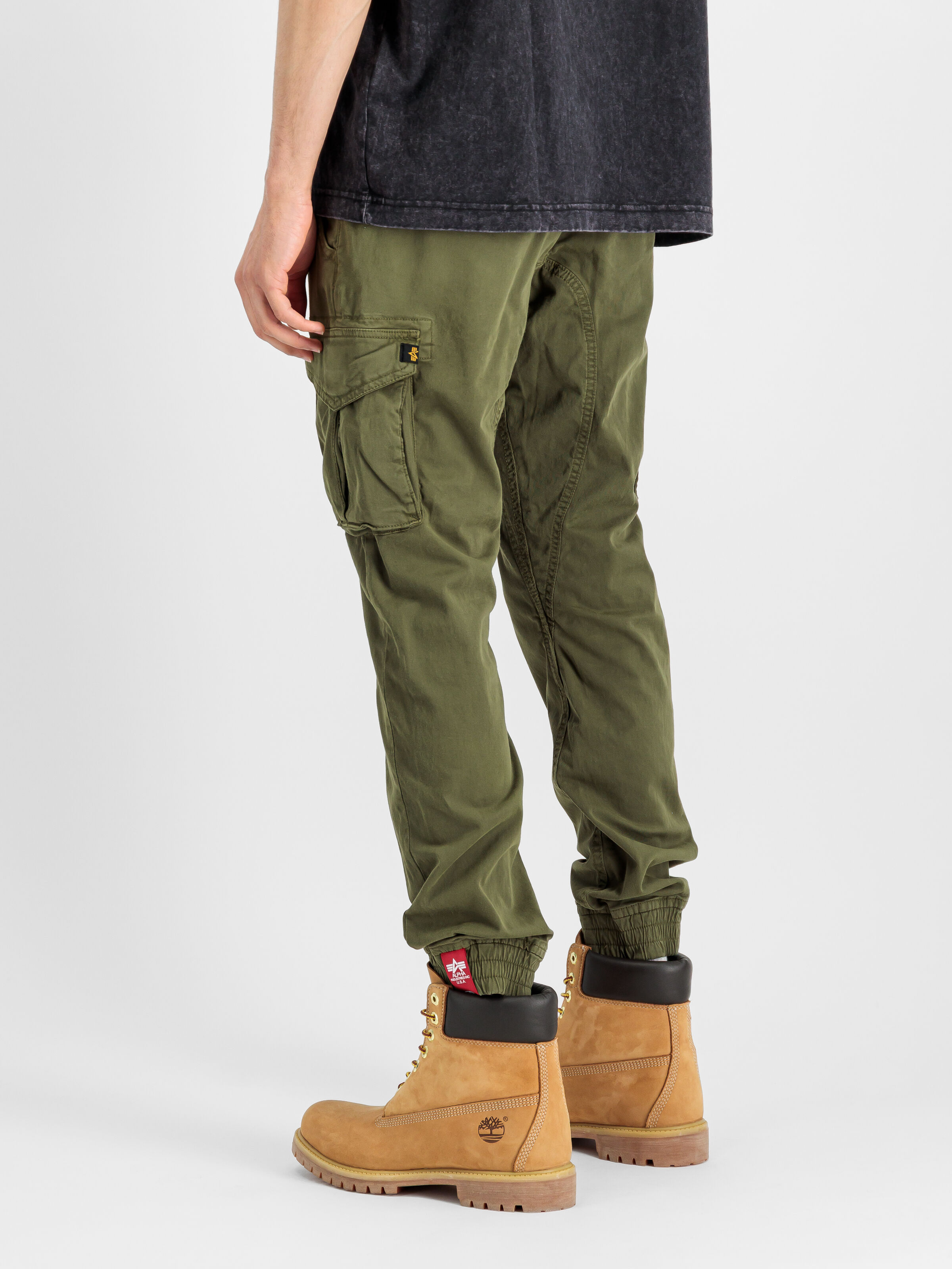 Cotton Twill Jogger Pant dark olive 116202_142_2_model_00003_156752