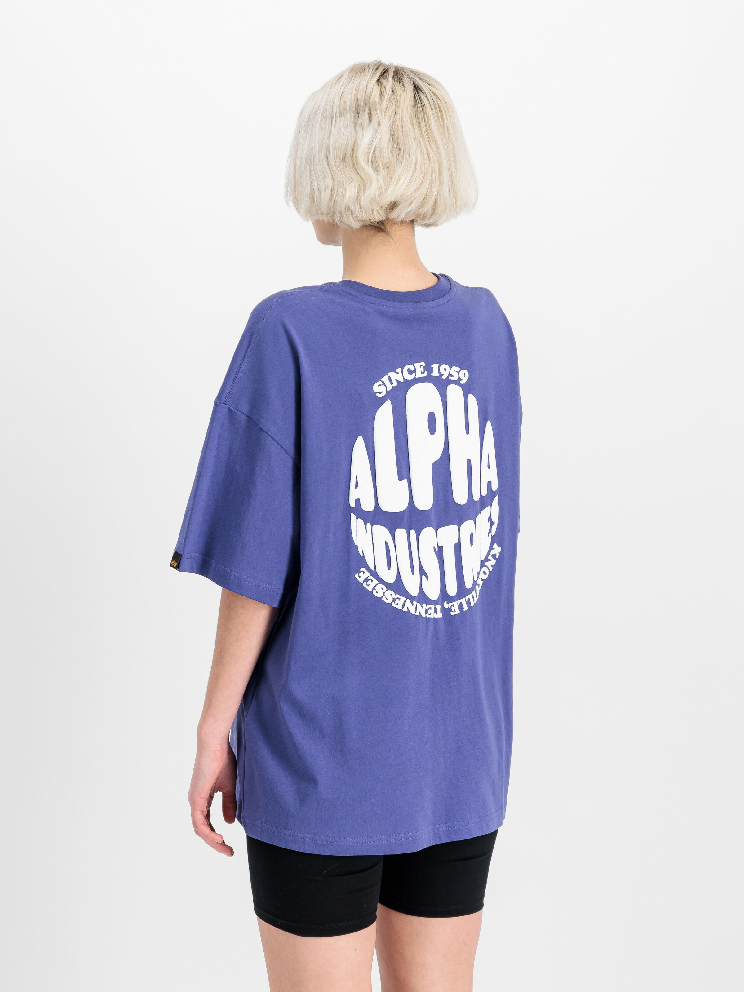 Logo Backprint T-Shirt Women night purple 156060_735_2_model_00004_144600