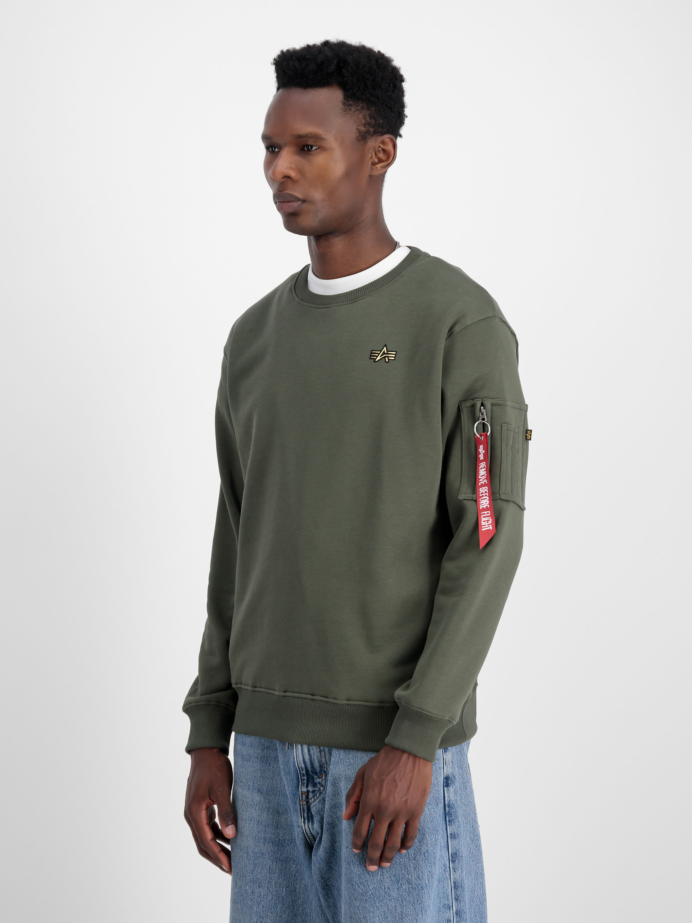 3D Small Logo Sweatshirt dark olive 148309_142_2_model_00003_98575
