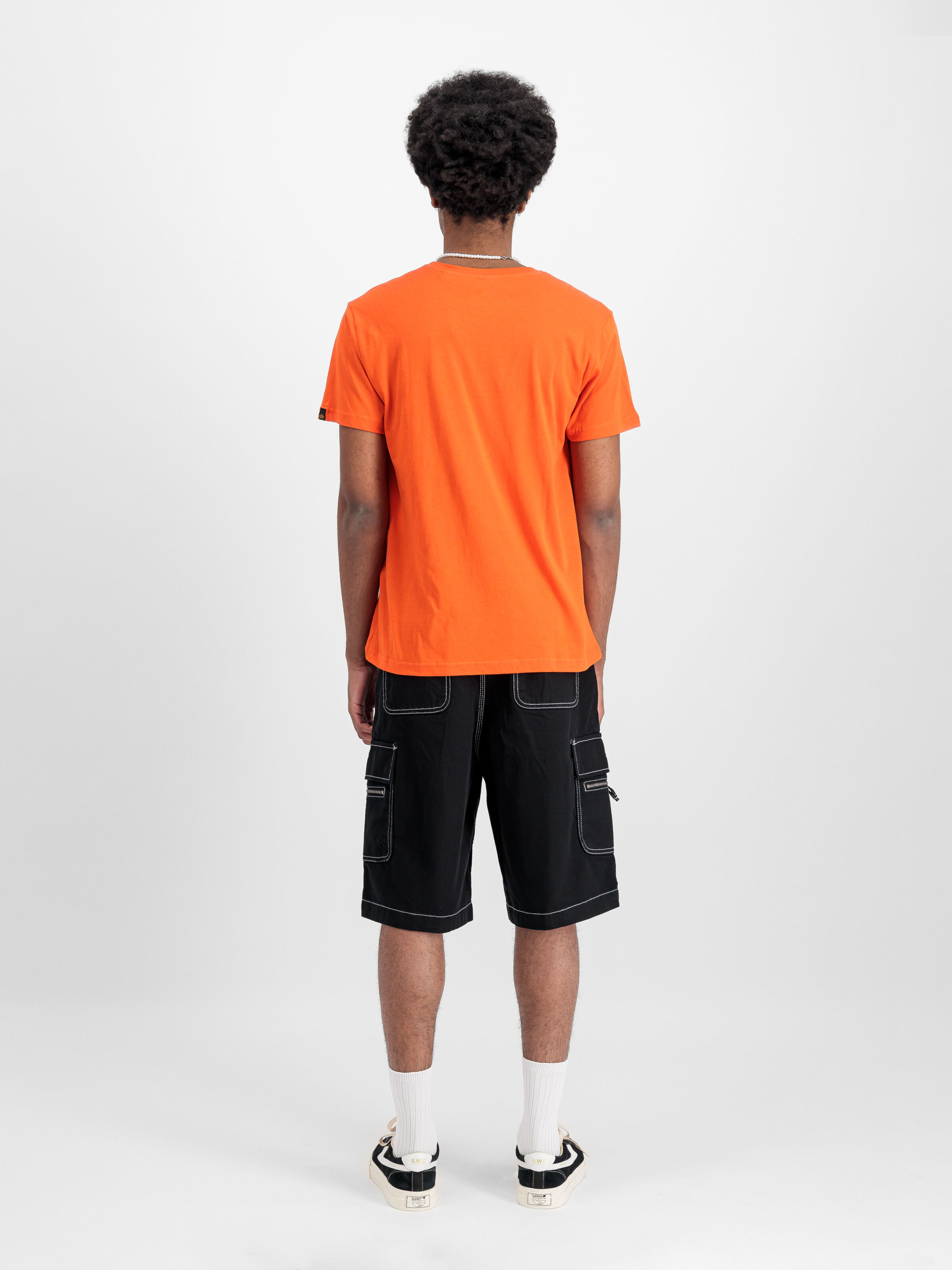 Basic Mid Logo T-Shirt boost orange 118533_736_2_model_00002_139758