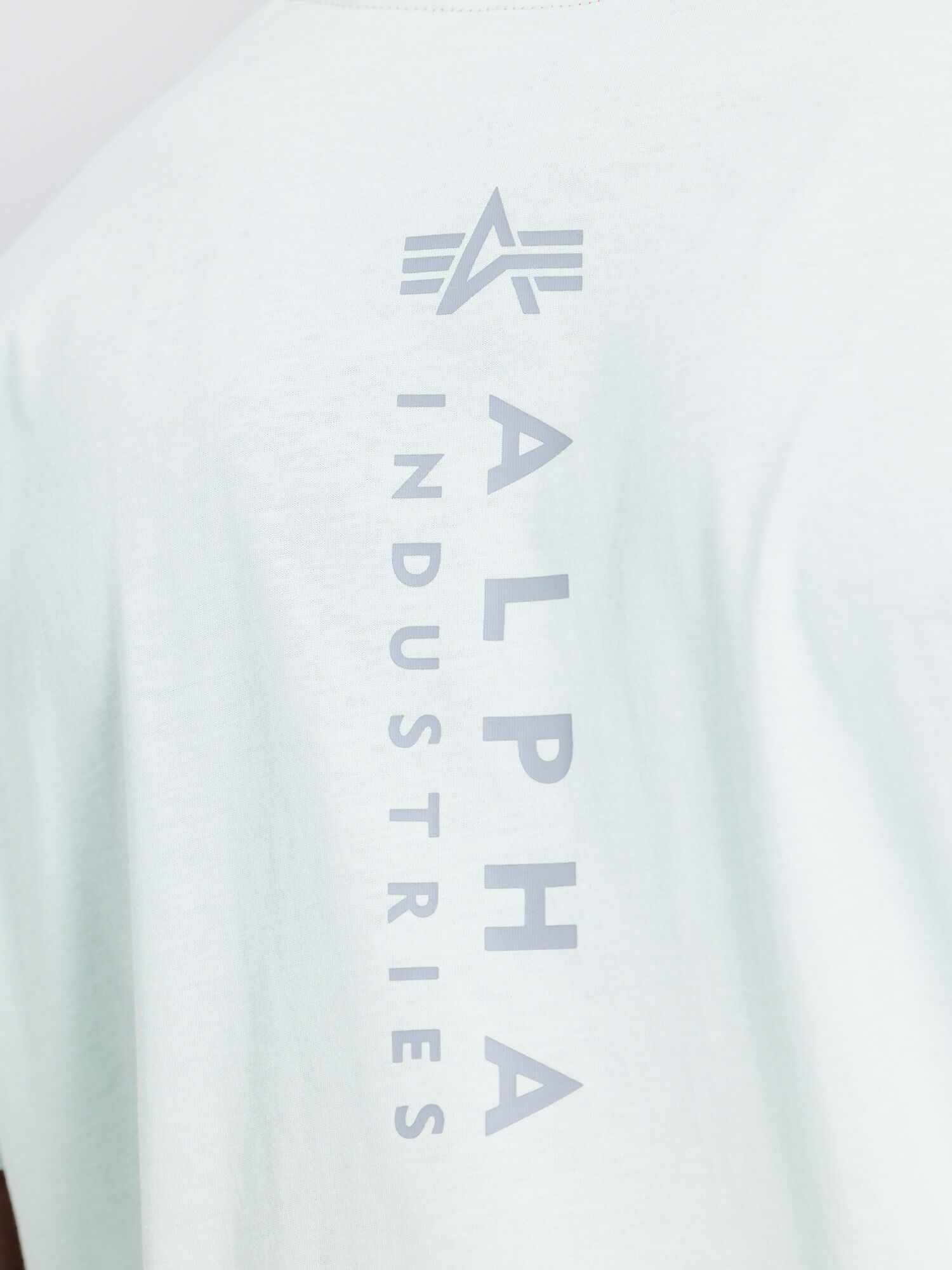 Embroidery T-Shirt Unisex mint 118536_43_alpha_industries_unisex_emb_t_shirt_006_124123
