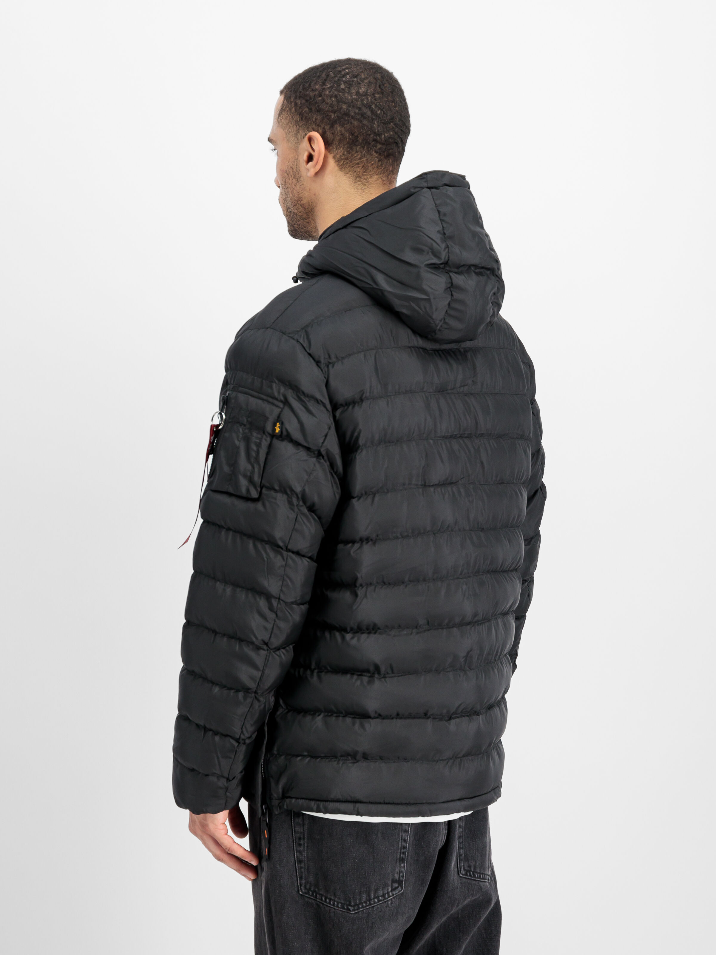Puffer Anorak black 138115_03_2_model_00004_125972