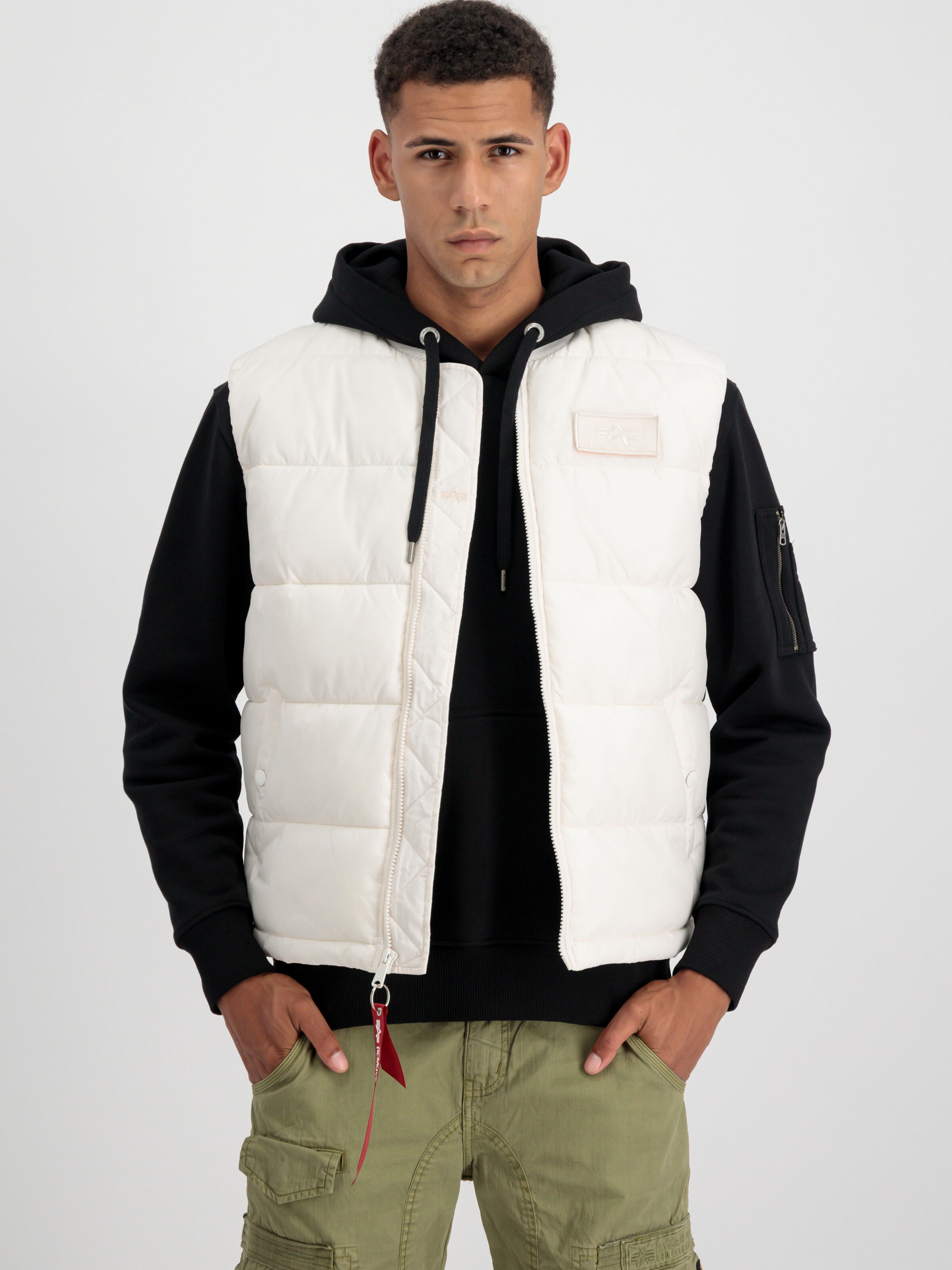 Puffer Vest jet stream white 118109_578_alpha_industries_puffer_vest_lw_001_182003