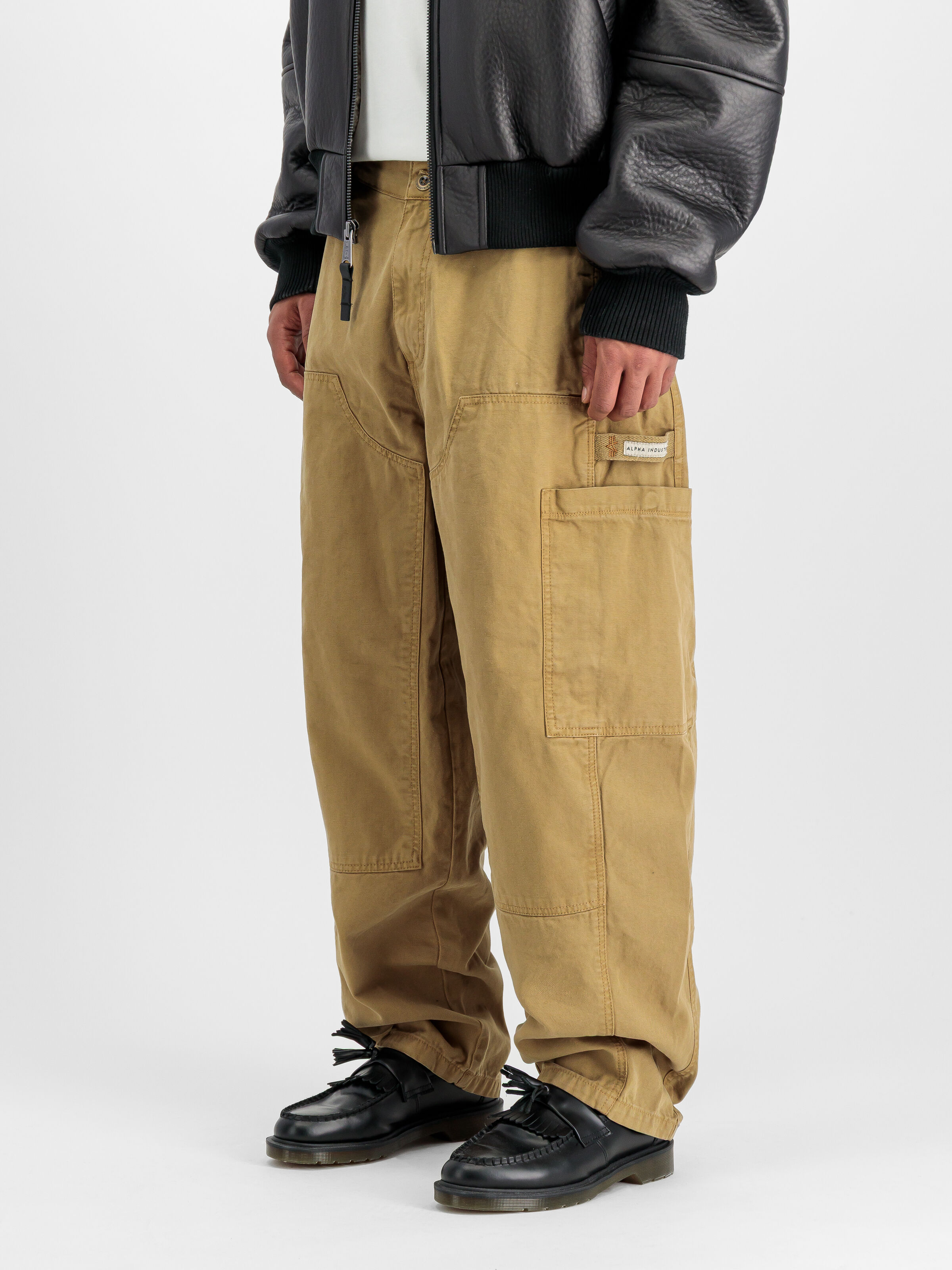Workwear Deck Pant khaki 258207_13_2_model_00002_164559.jpg