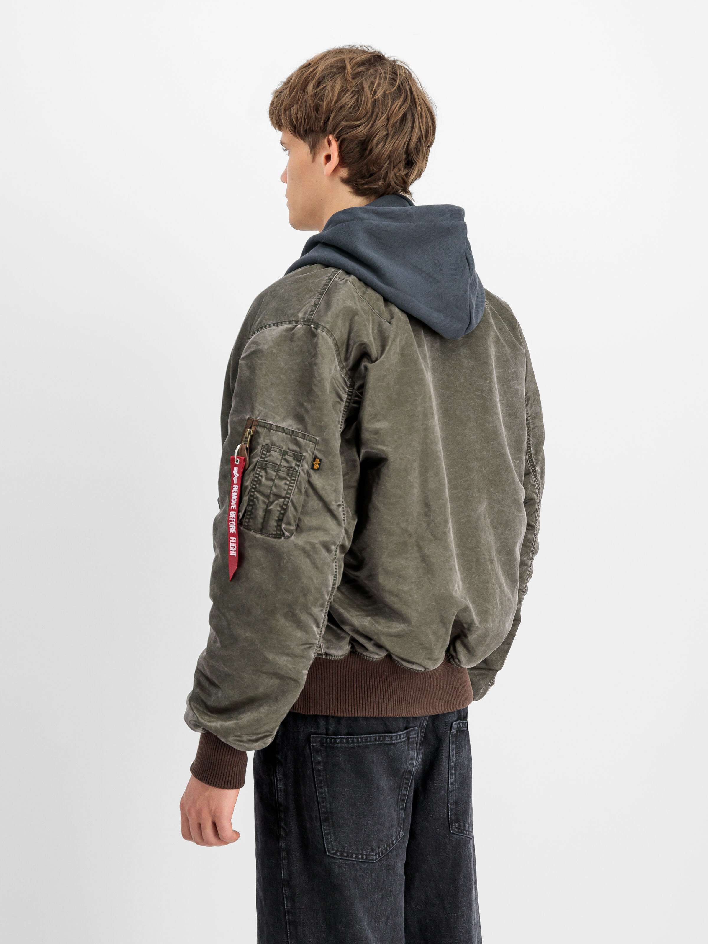 MA-1 Vintage Bomber Jacket mud olive 148127_443_2_model_00004_106665