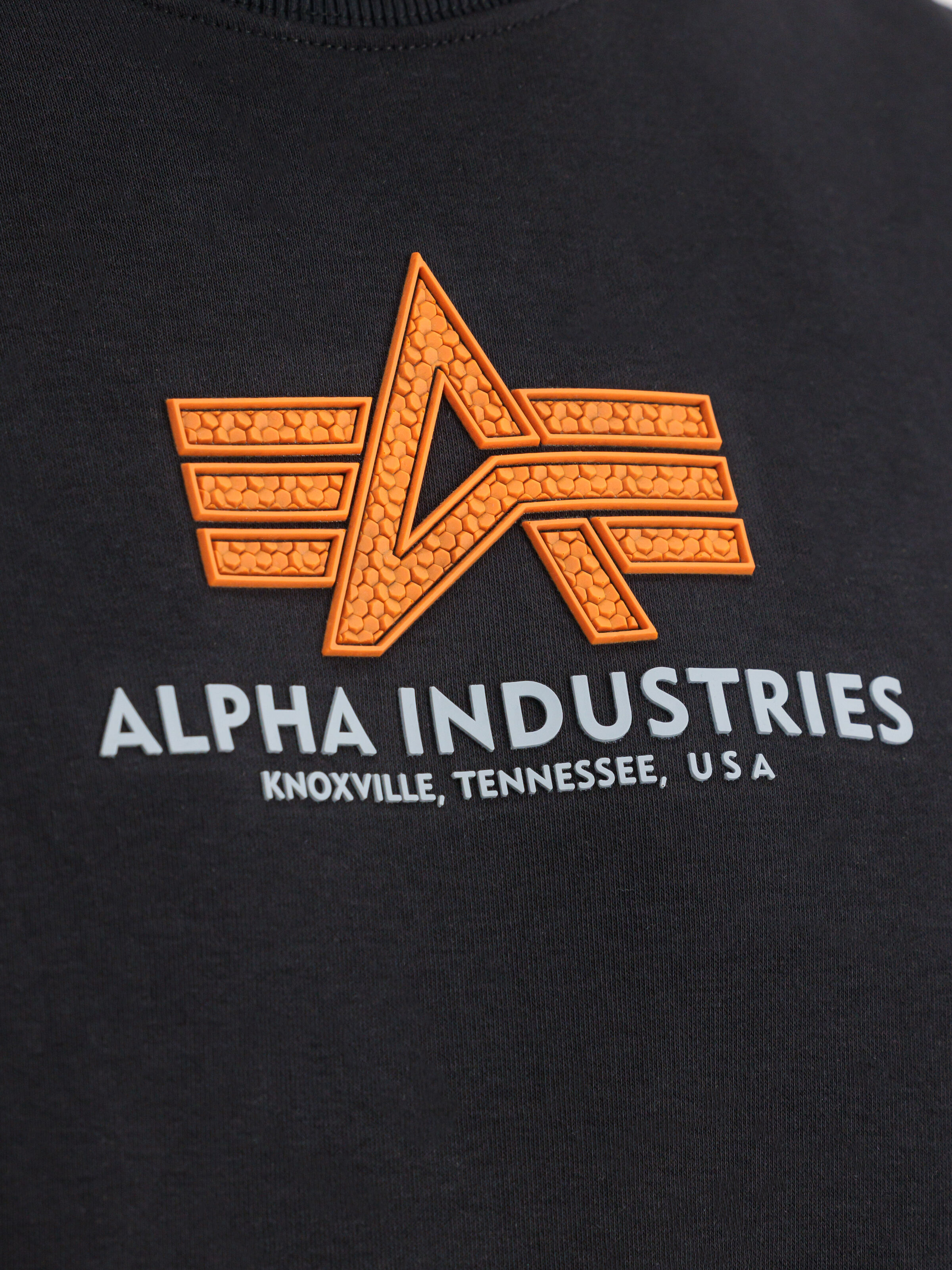 Basic Rubber Sweatshirt black 178302RB_03_alpha_industries_basic_sweater_rubber_004_182733