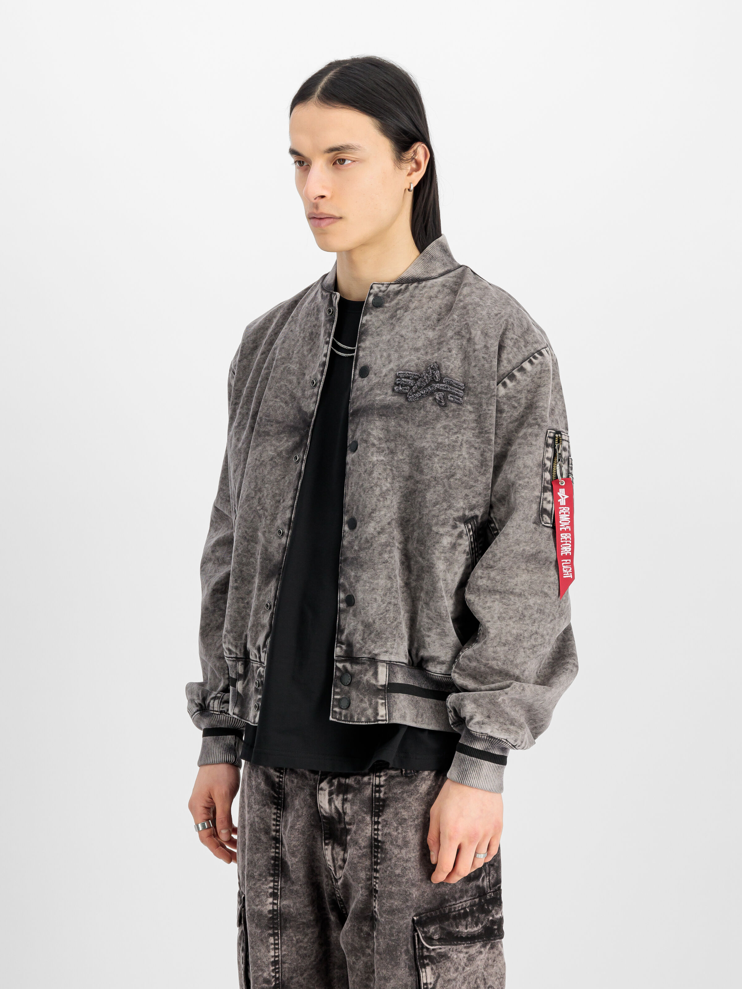 Coach Back Embroidery Light Bomber Jacket black 156144_03_2_model_00003_149489