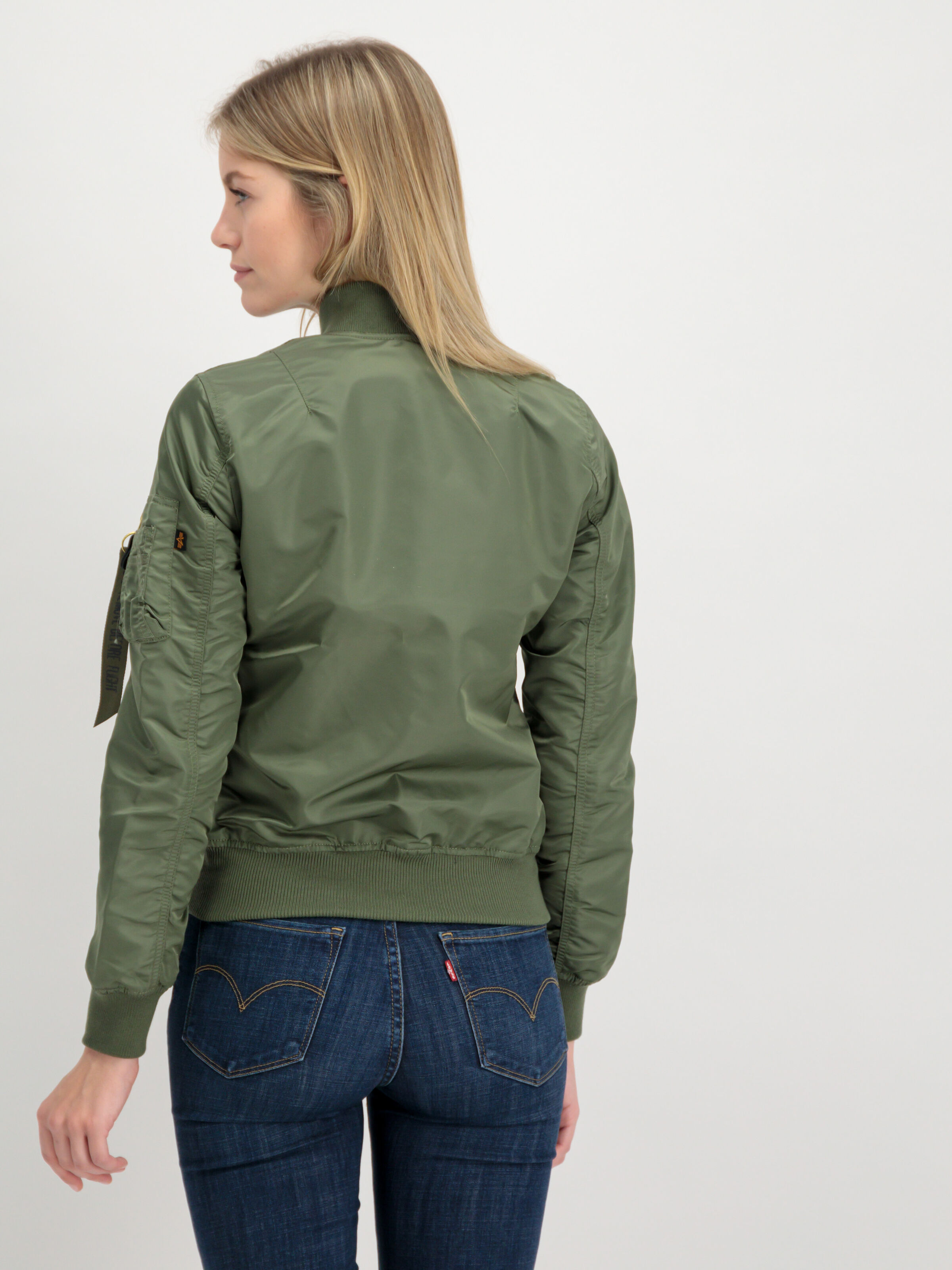 156001_393_alpha_industries_ma_1_vf_lw_wmn_007_221220