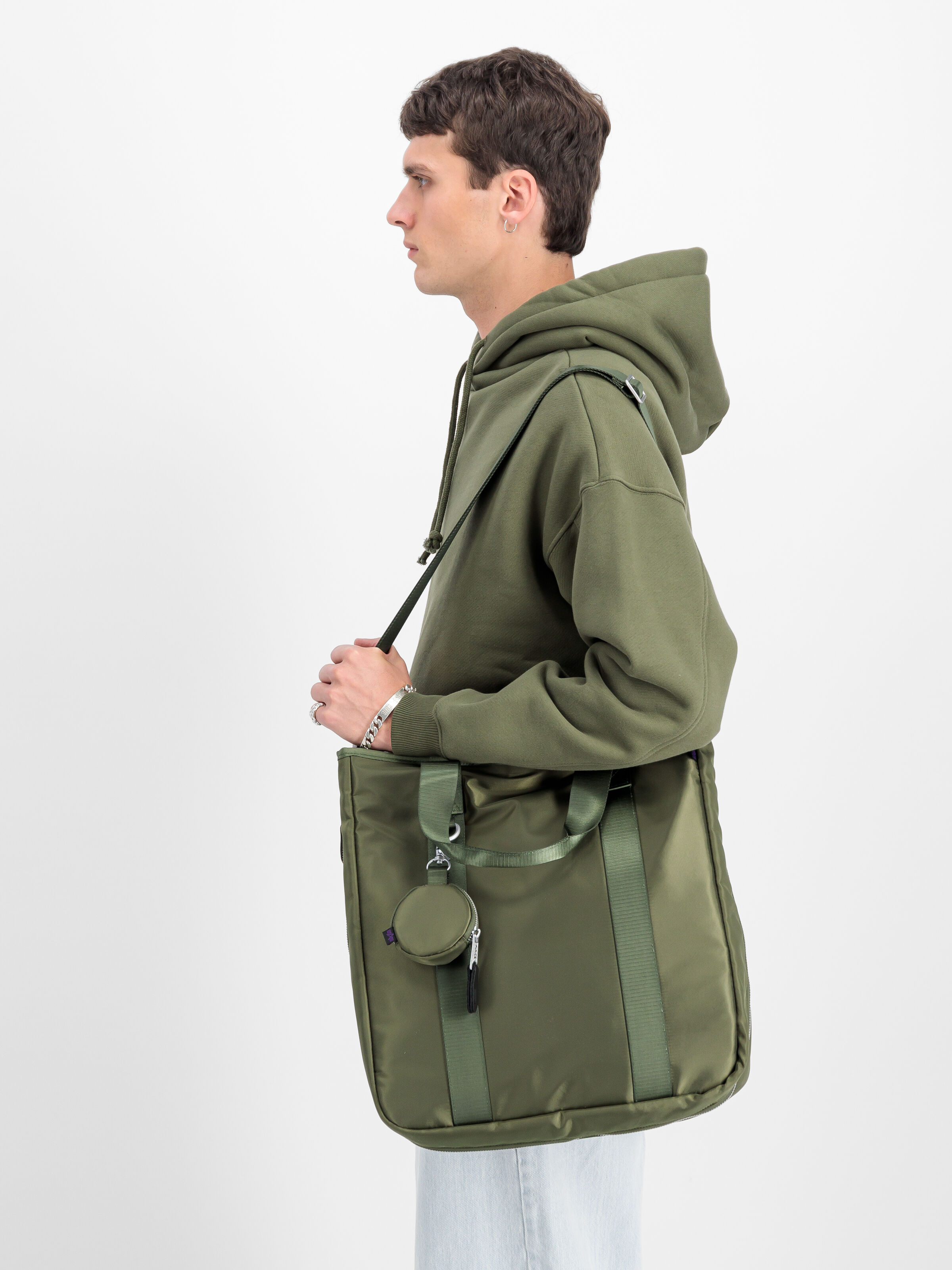 UV Tote Bag sage-green 148948UV_01_2_model_00002_113256