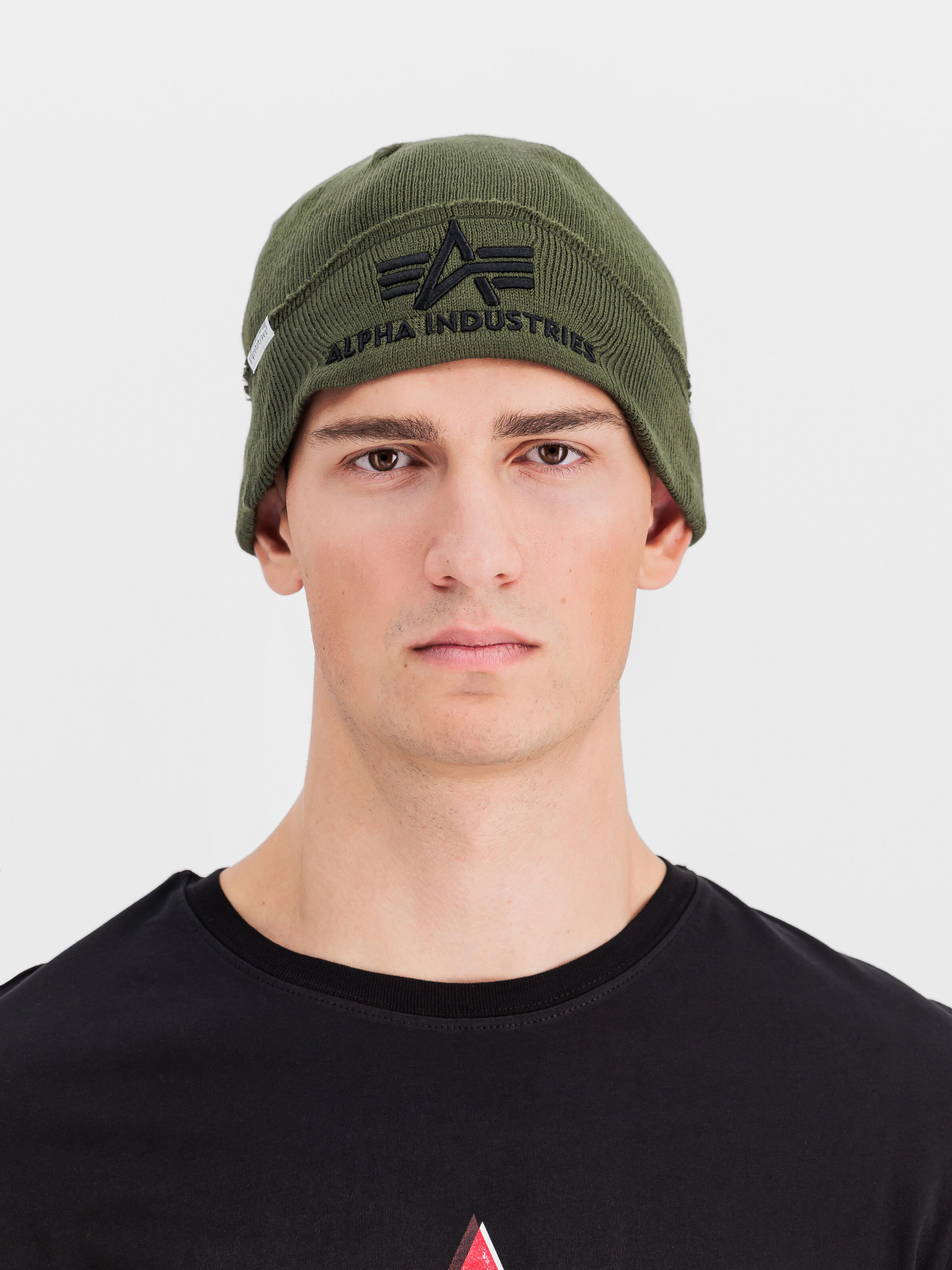 ALPHA x PROTOTYPES Raw Reverse Embroidery Beanie dark green 258956_257_2_model_00001_223982