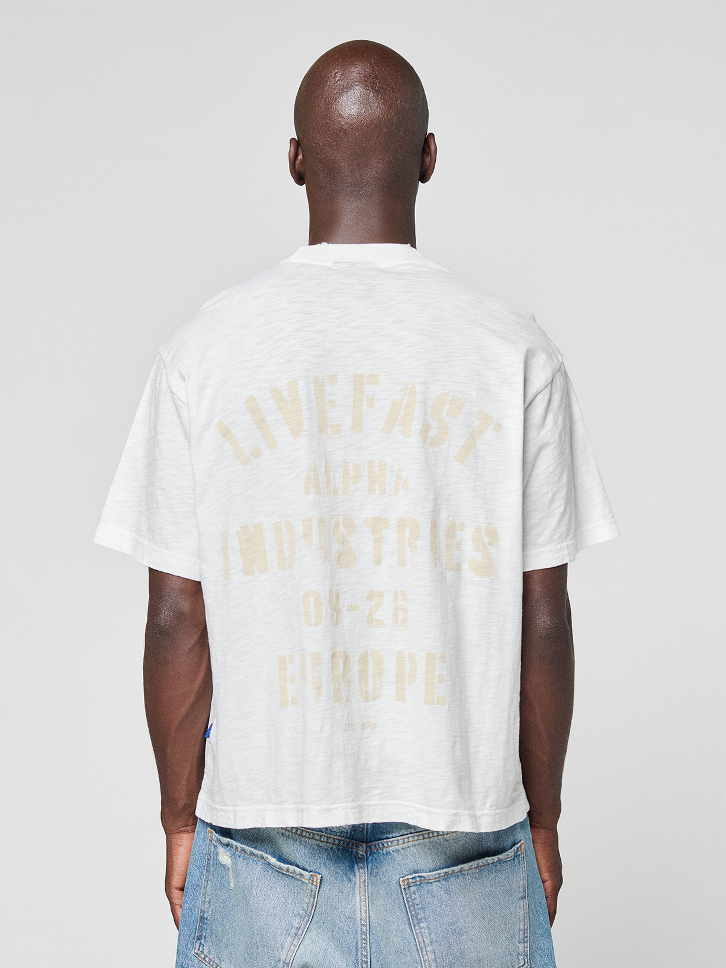 ALPHA x LFDY T-Shirt off white 268585_16_2_model_00003_246405