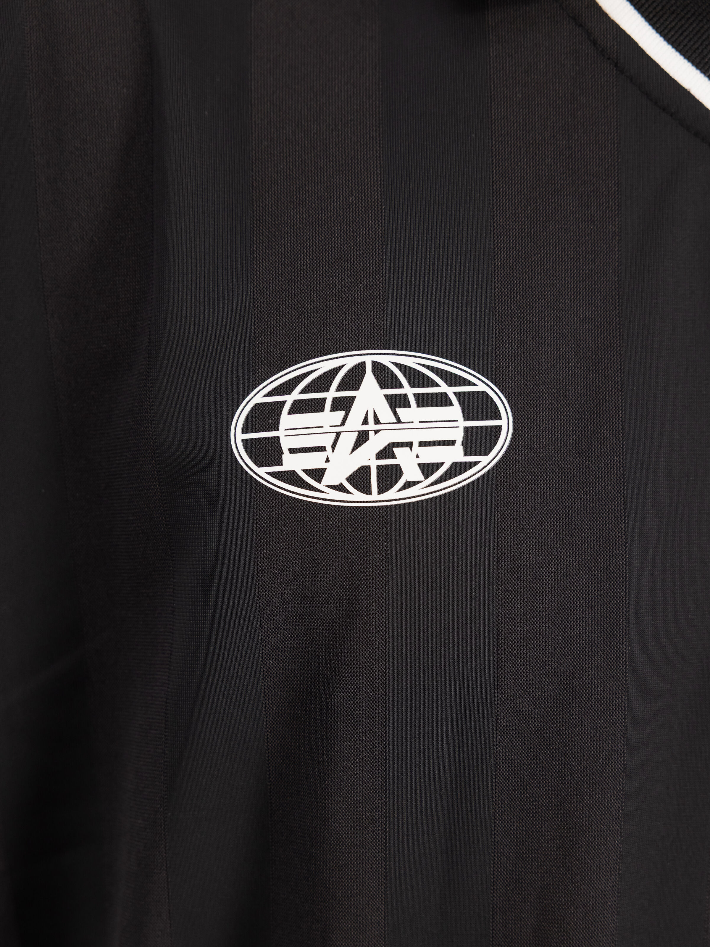 Track Tricot Polo Longsleeve black 268600_03_3_detail_00002_243630