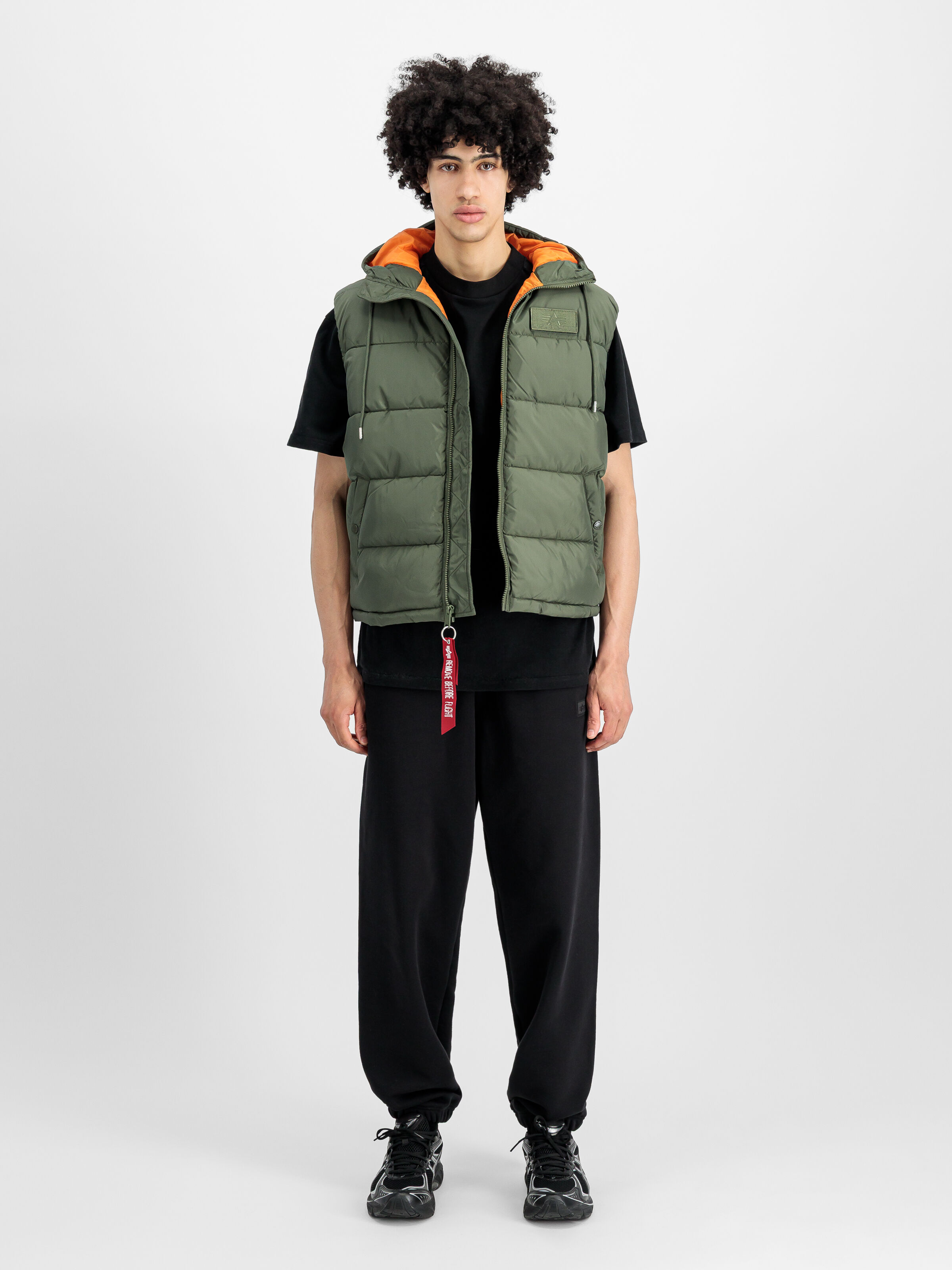 Hooded Faux Down Puffer Vest sage-green 118110_01_2_model_00001_156505