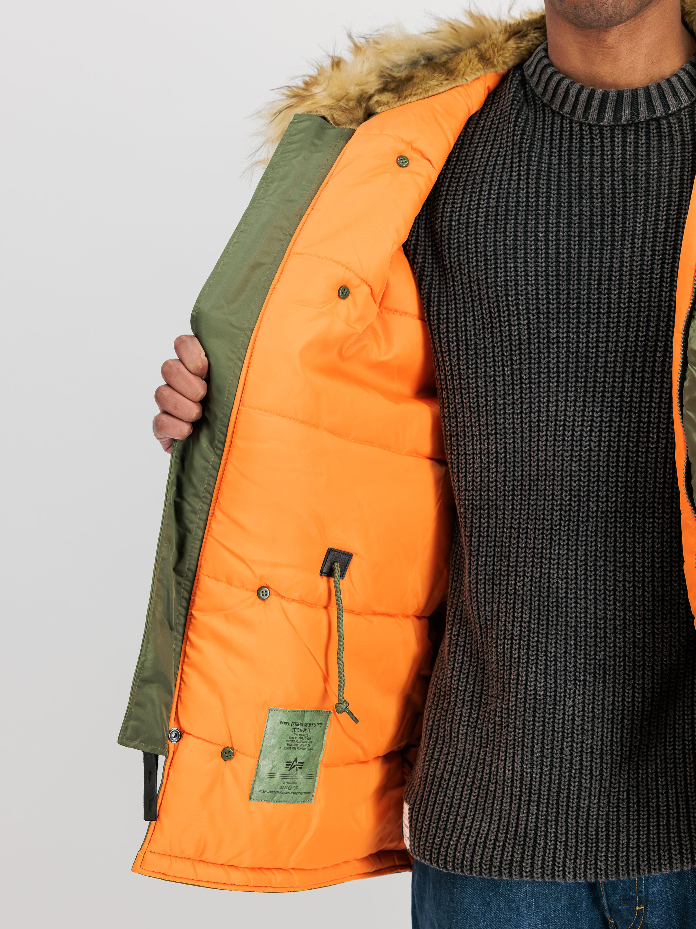 N-3B VF 59 Winter Jacket sage-green 103141_01_3_detail_00001_130523
