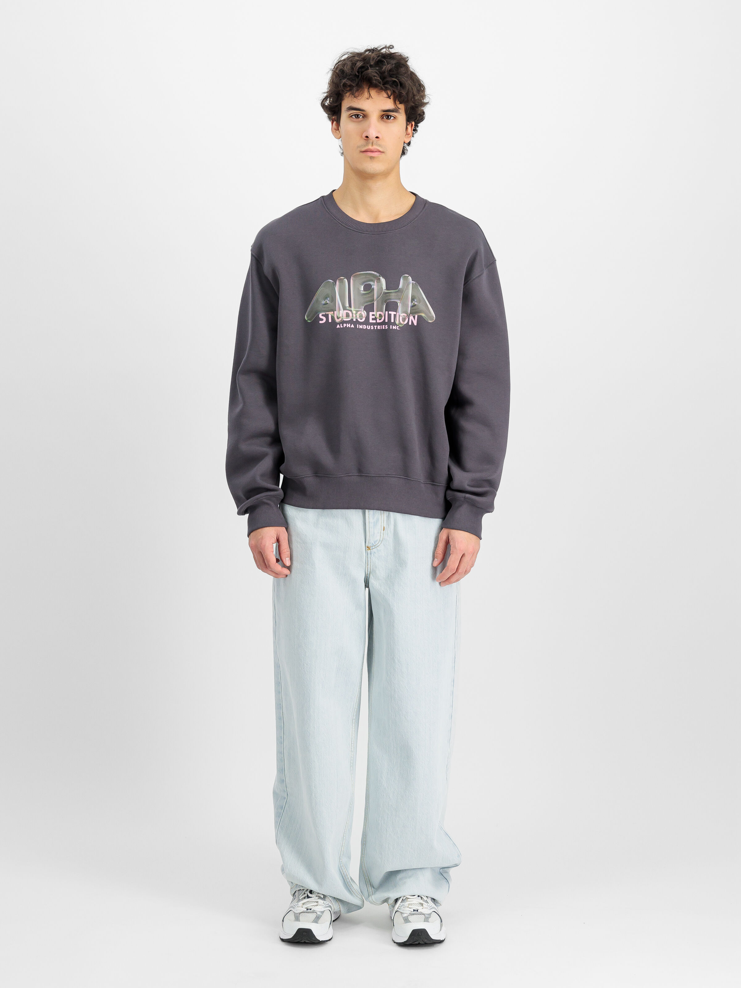 Studio Edition Vibe Sweatshirt vintage grey 156303_684_2_model_00001_139843