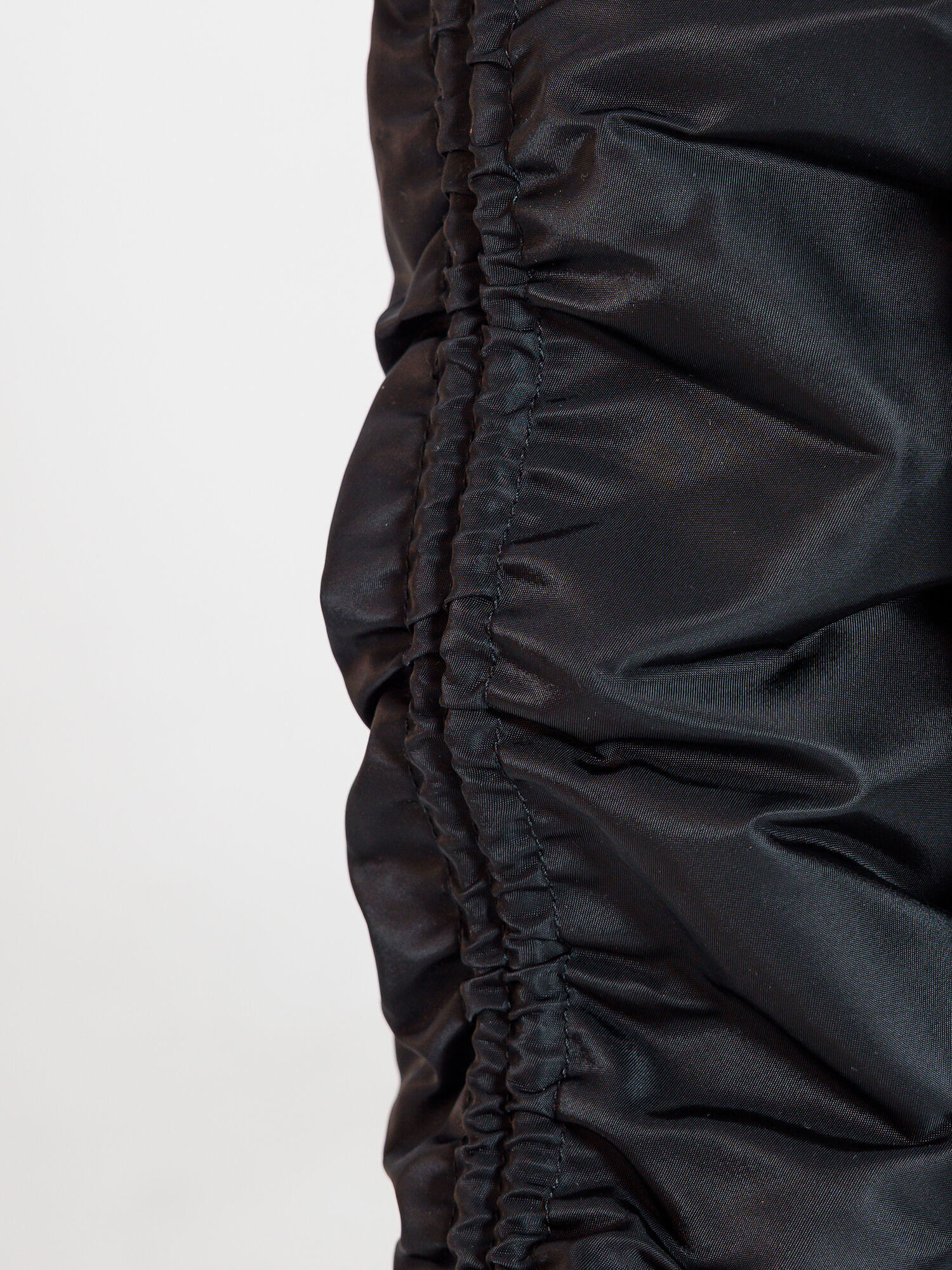 CWU MA-1 No Cords Bomber Jacket Women black 136007NC_03_alpha_industries_cwu_ma_1_bomber_nc_wmn_006_123547