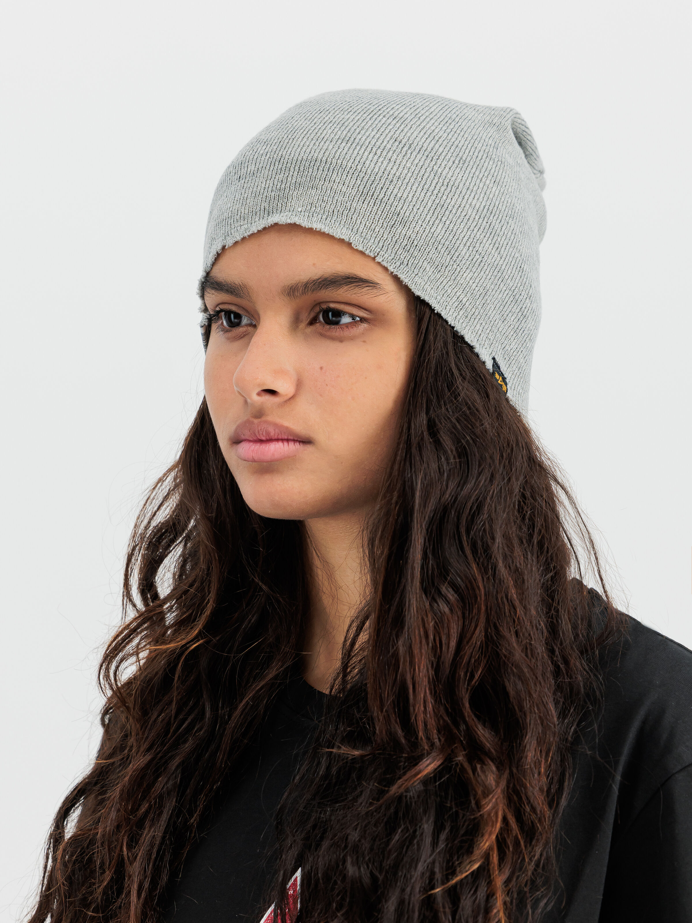 ALPHA x PROTOTYPES Raw Beanie Label grey heather 258957_17_2_model_00002_223987