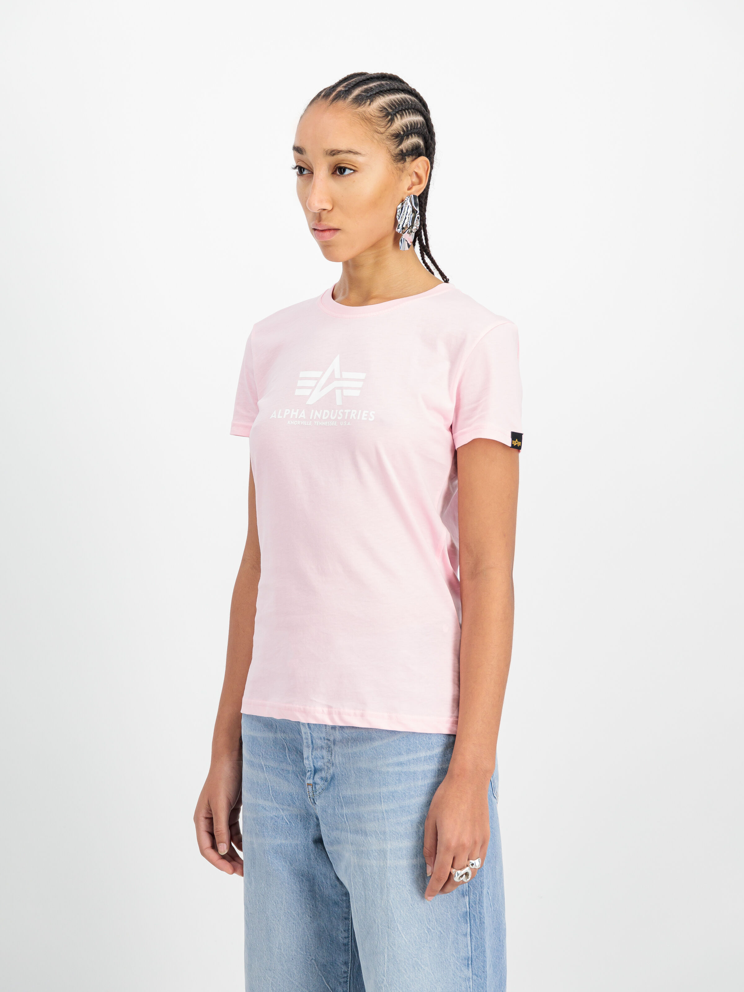 New Basic Big Logo T-Shirt Women pastel pink 196051_491_2_model_00003_122643