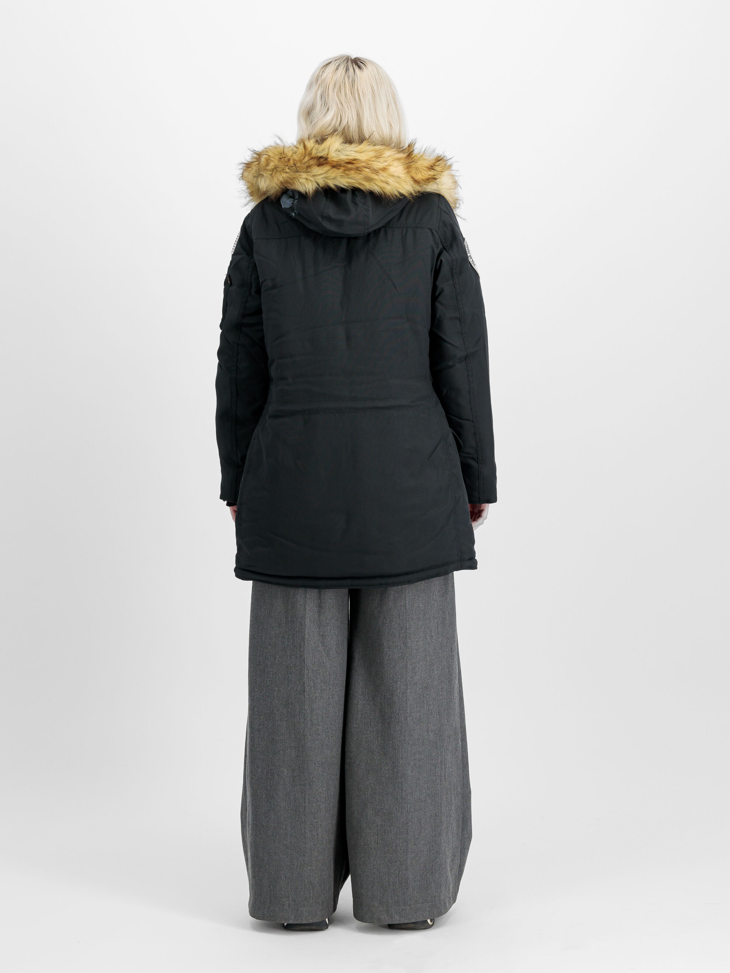 Polar Jacket Women black 123002_03_2_model_00002_130400