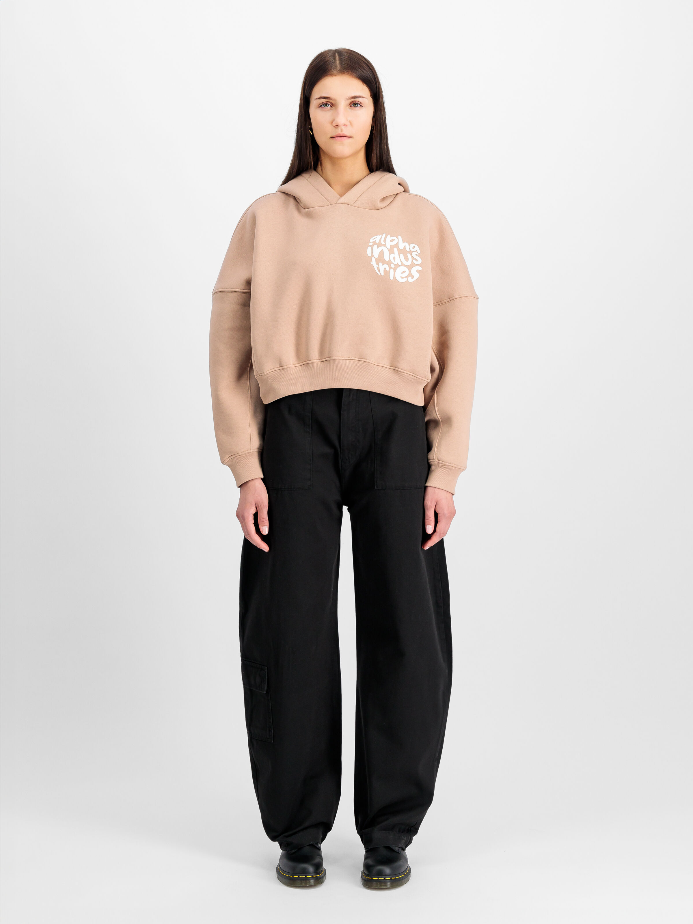 Field Pant Women black 148021_03_2_model_00001_103932