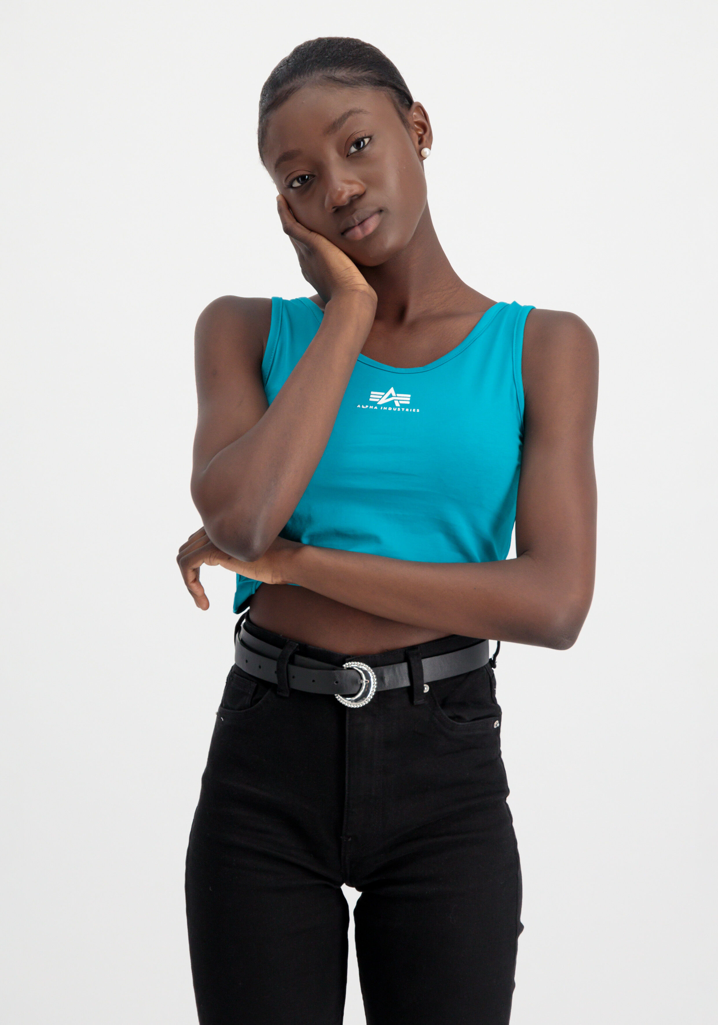 Basic Small Logo Crop Tank Women blue lagoon 116079_576_alpha_industries_basic_crop_tank_sl_wmn_001_123598.jpg