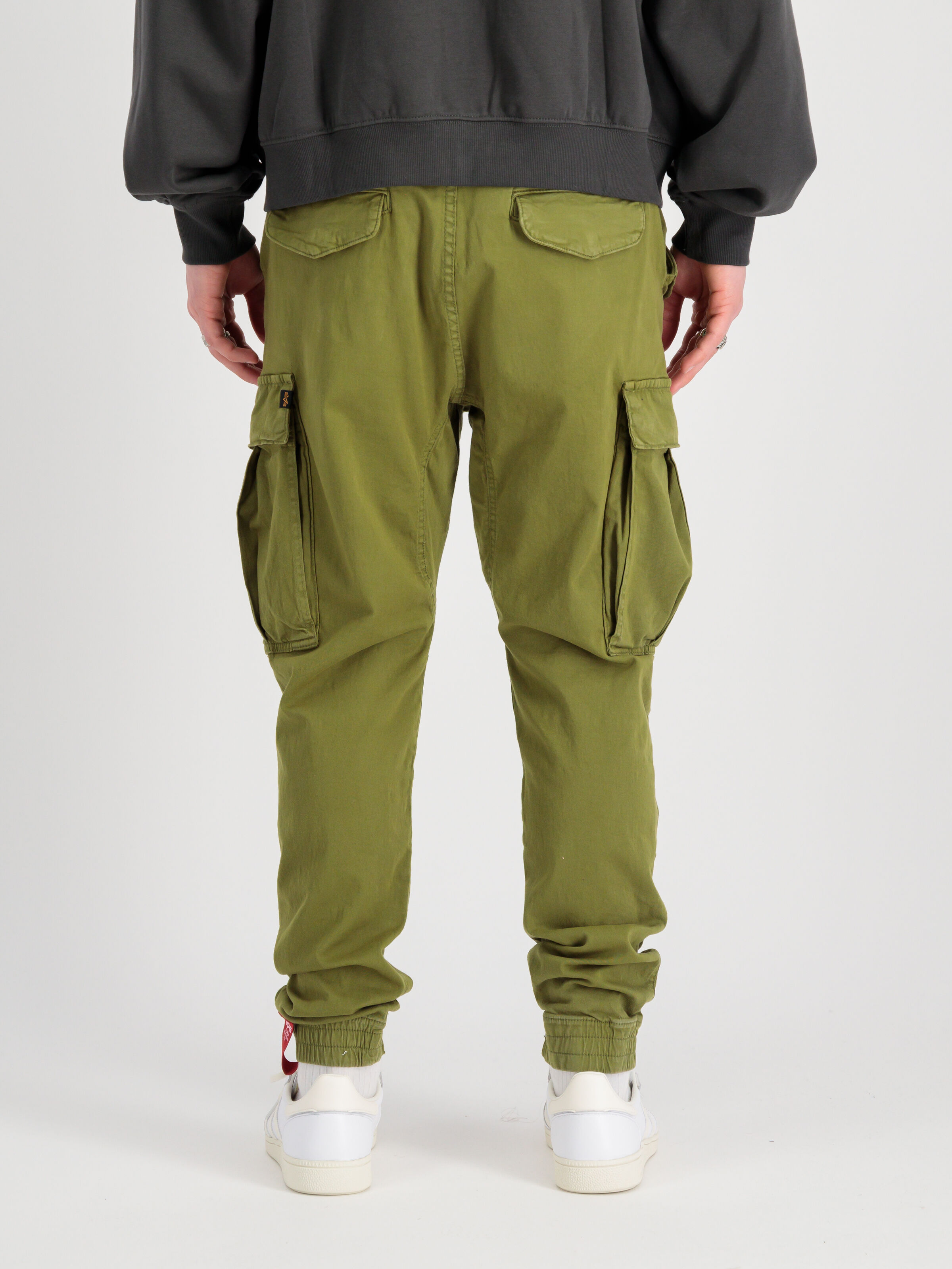 Airman Pant moss green 188201_714_2_model_00005_151380