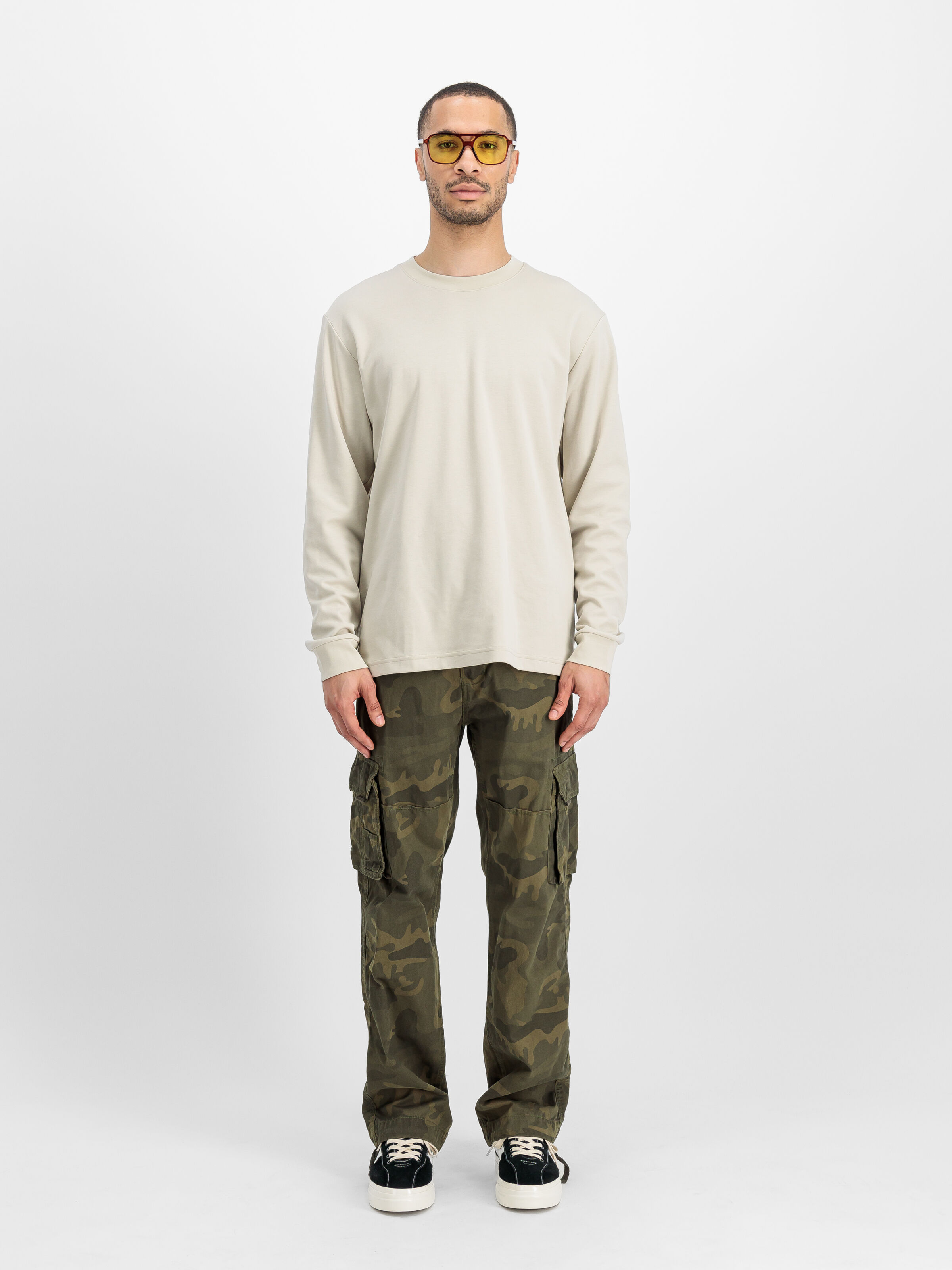 Jet Camo Pant olive camo 101212C_239_2_model_00001_125132