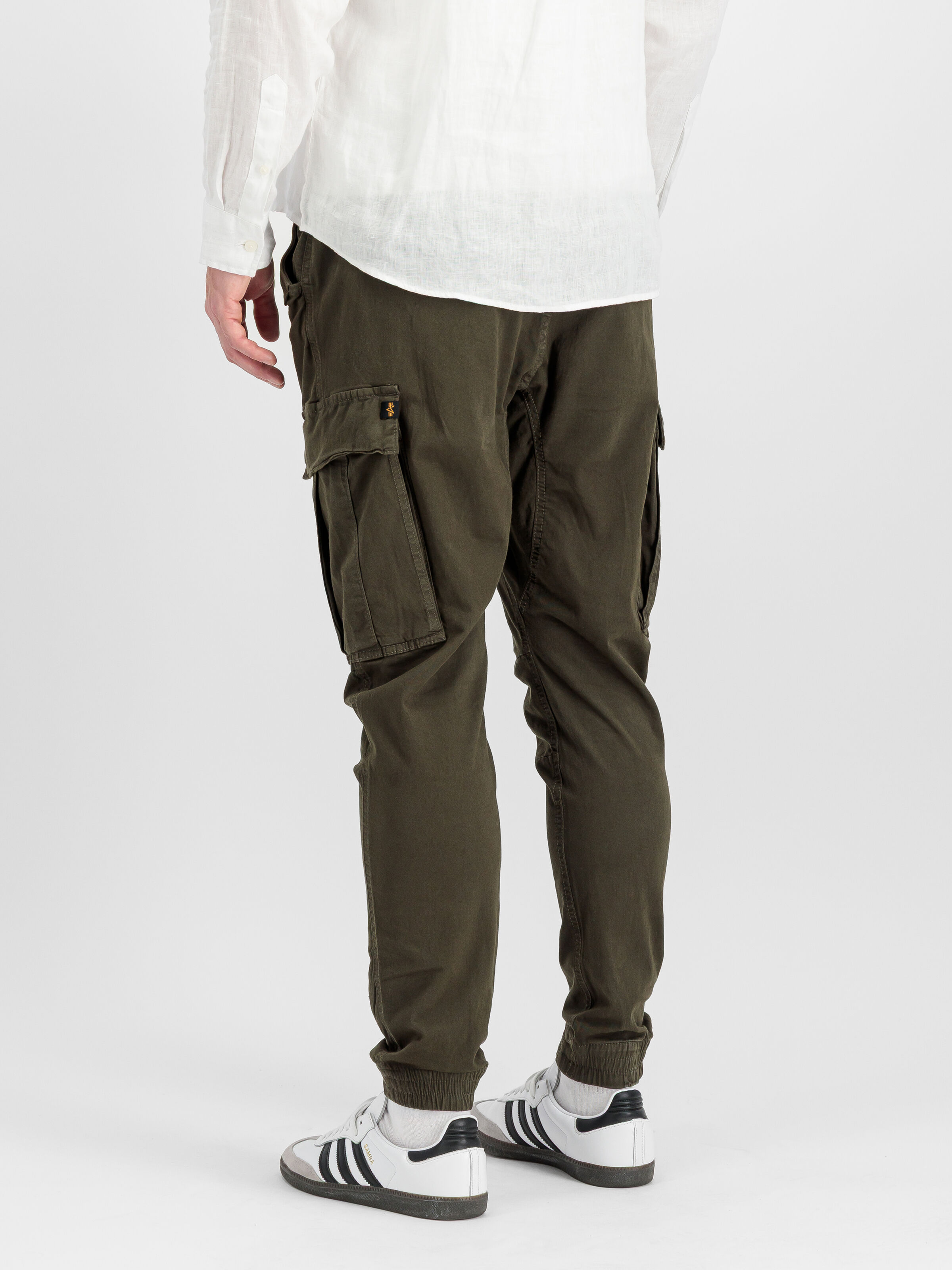 Airman Pant black olive 188201_413_2_model_00003_217177