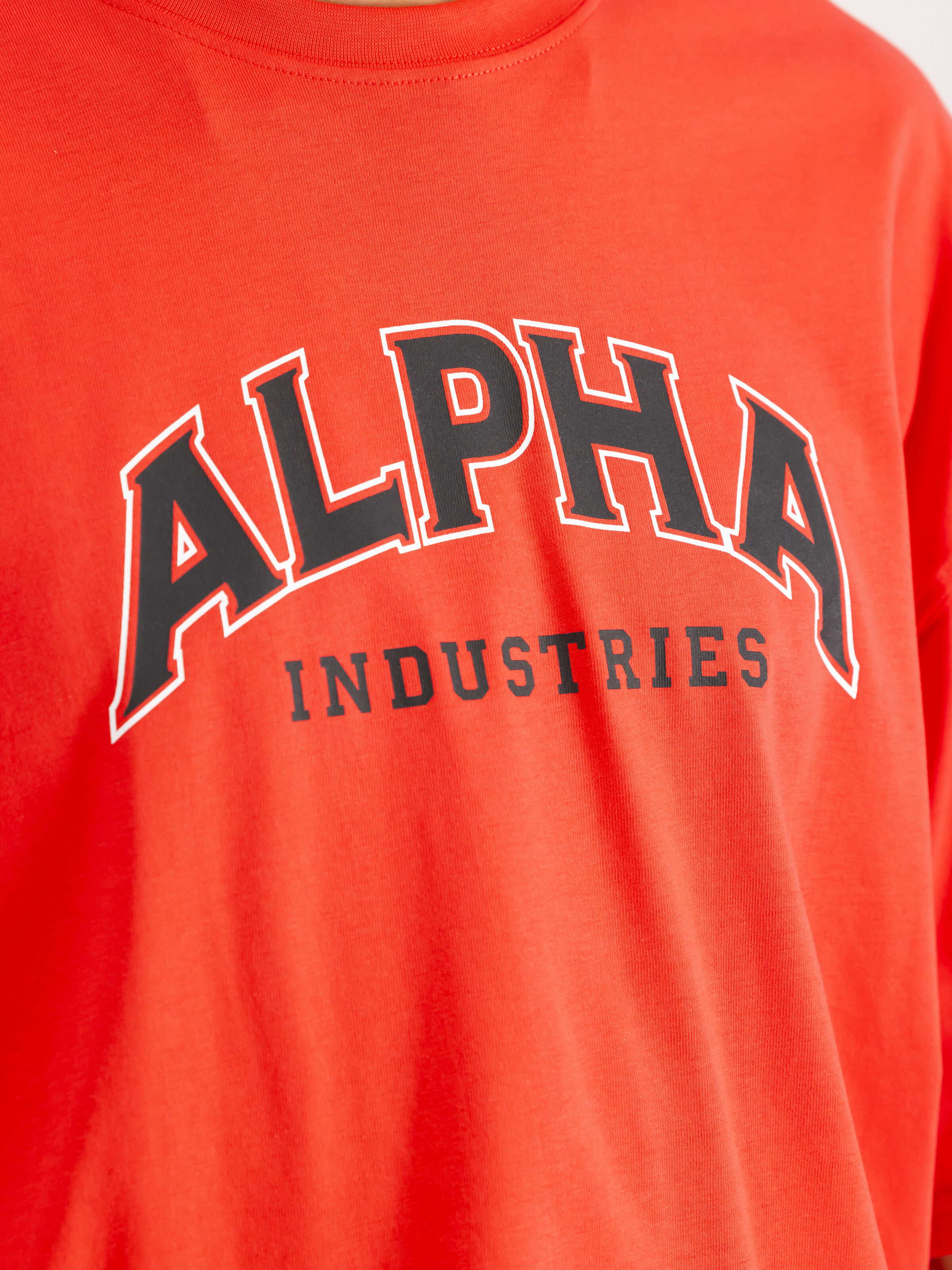 College T-Shirt radiant red 146501_711_00005_182199