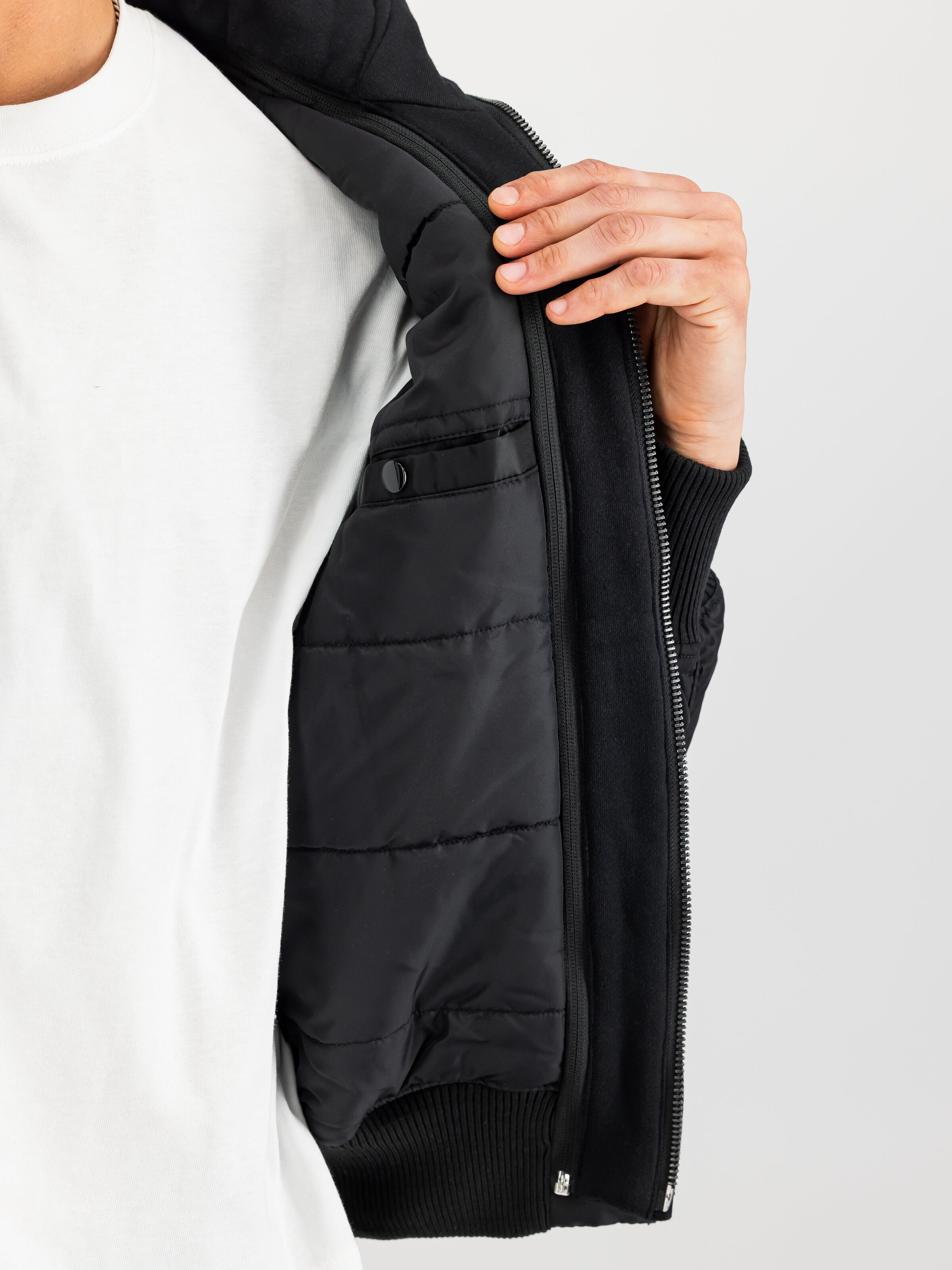 MA-1 D-Tec Sleeve Embroidery Bomber Jacket black/reflective 133104_285_3_detail_00002_190162