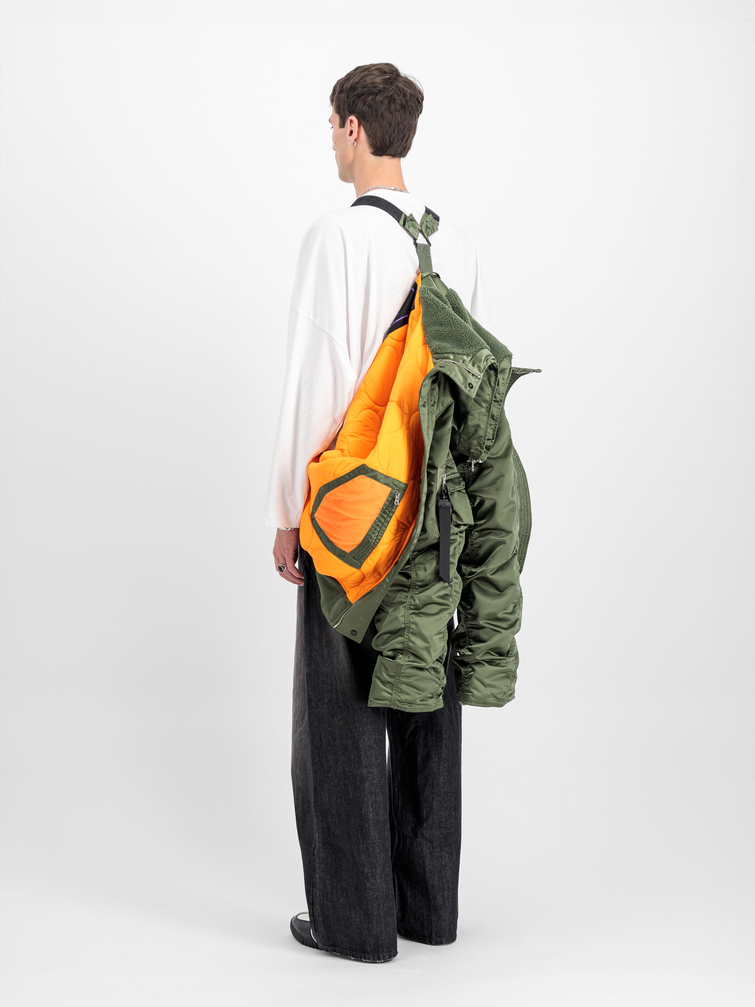 N-2B UV Winter Jacket sage-green 148133UV_01_3_detail_00001_113698