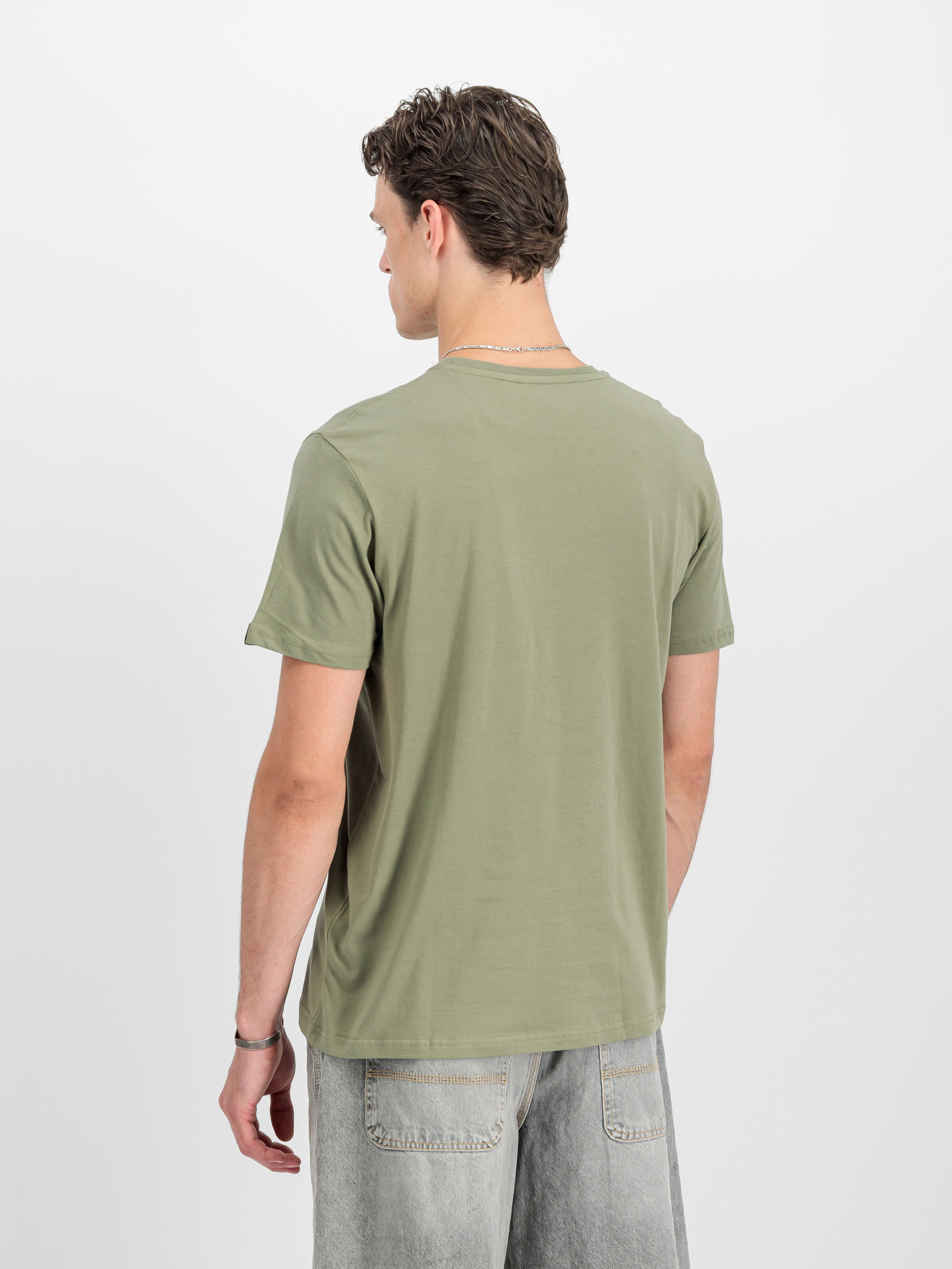 Basic Big Logo T-Shirt olive 100501_11_2_model_00003_188950