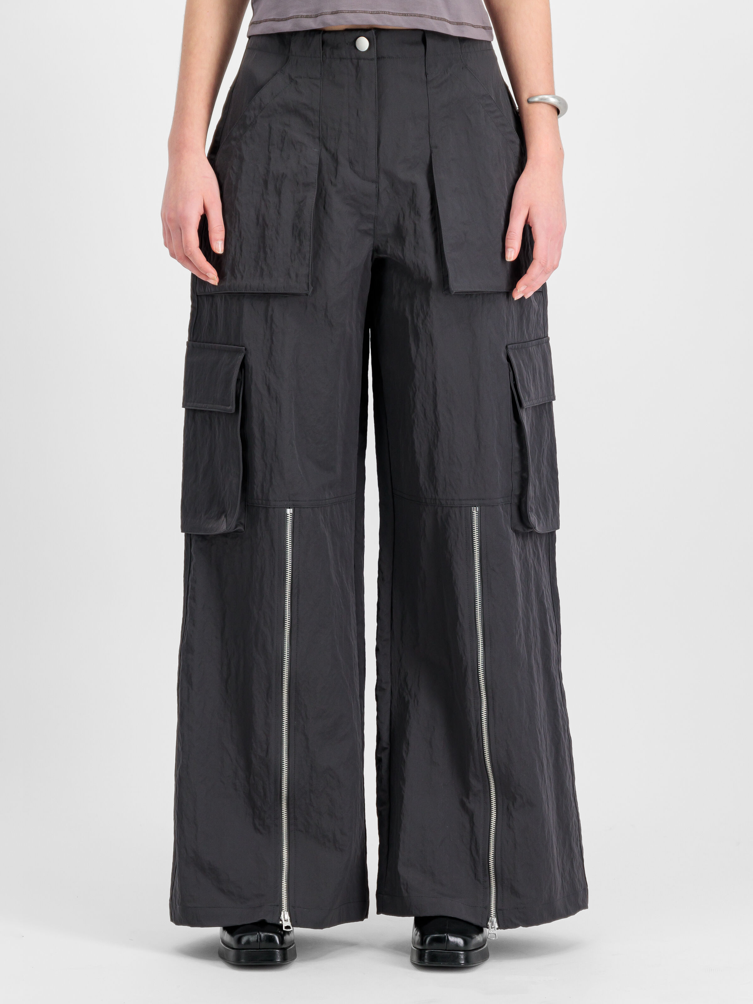 Zipped Leg Cargo Pant Women Zipped Leg Cargo Pant Women