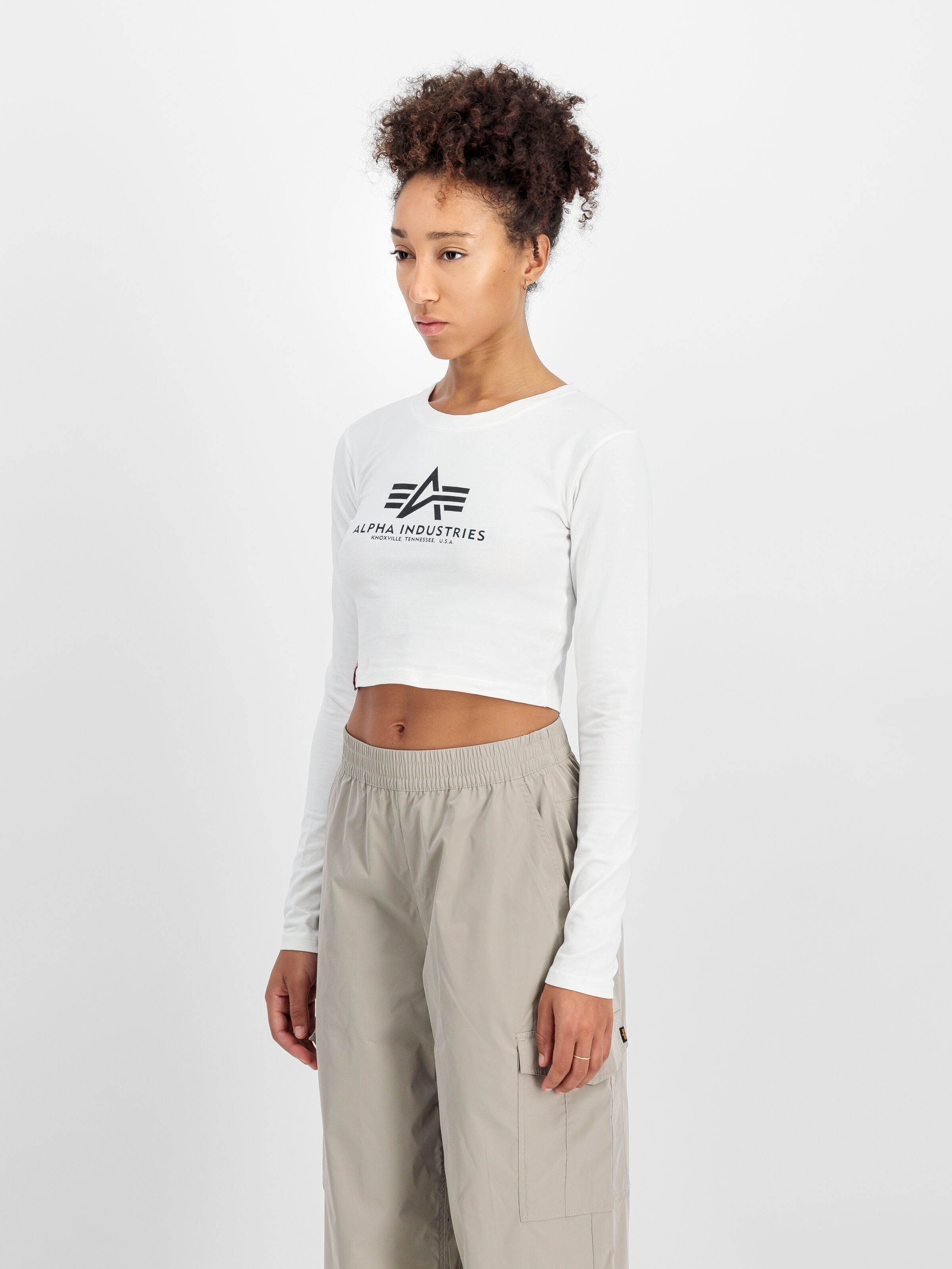 Basic Cropped Longsleeve Women white 116076_09_2_model_00003_110337
