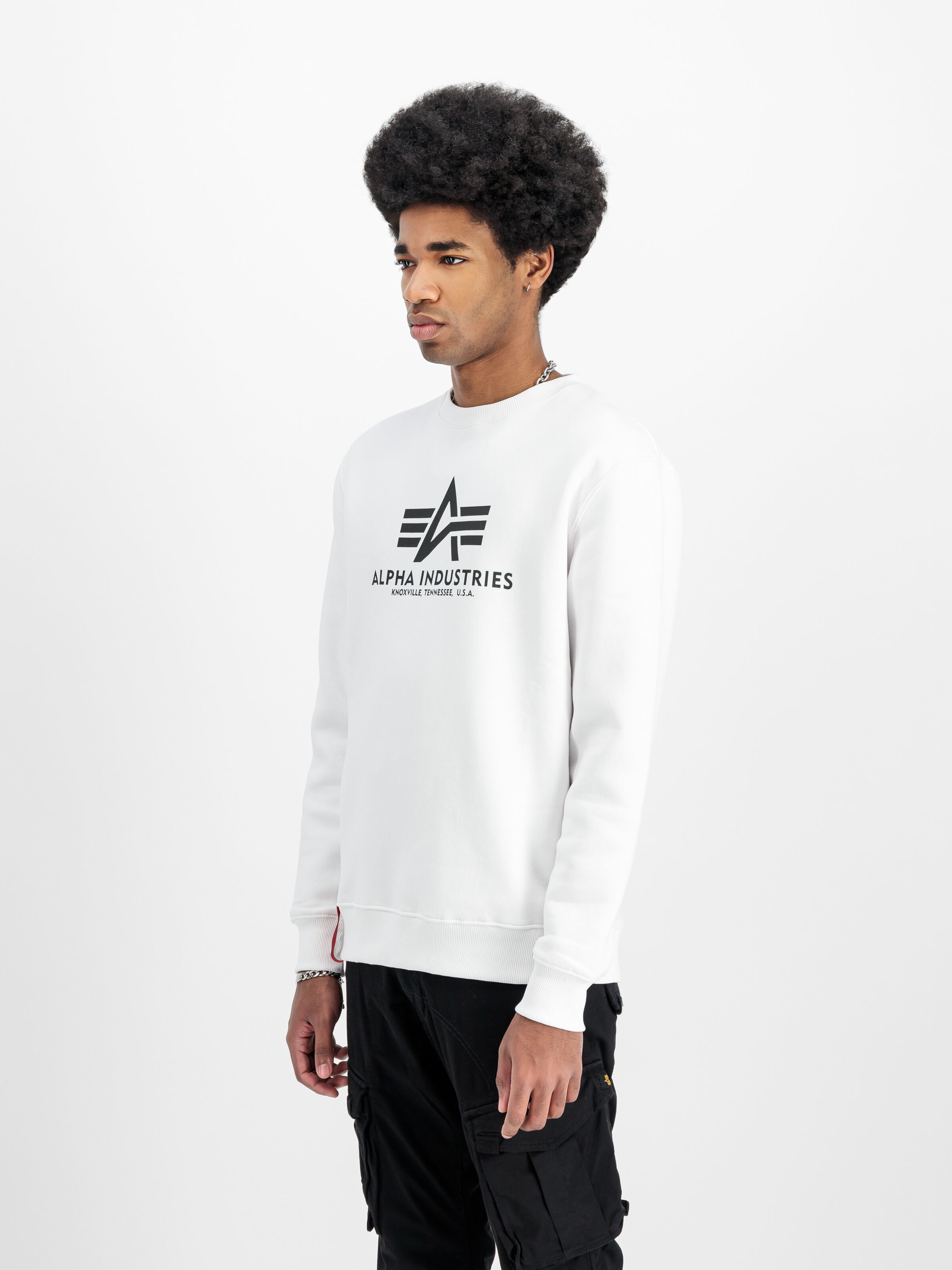 Basic Big Logo Sweatshirt white 178302_09_2_model_00003_131285