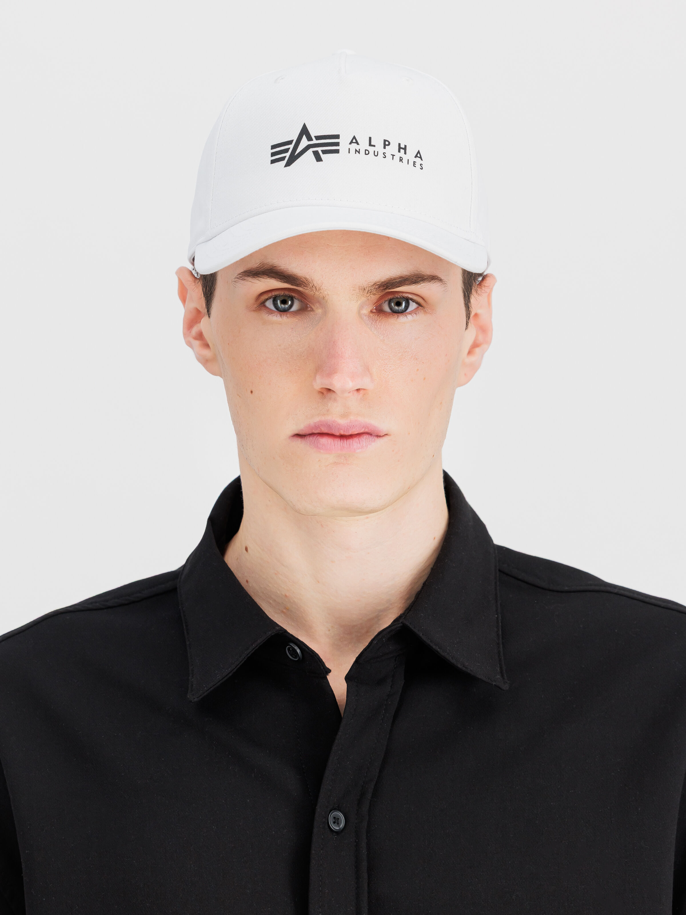 Alpha Cap white 126912_09_2_model_00001_154789