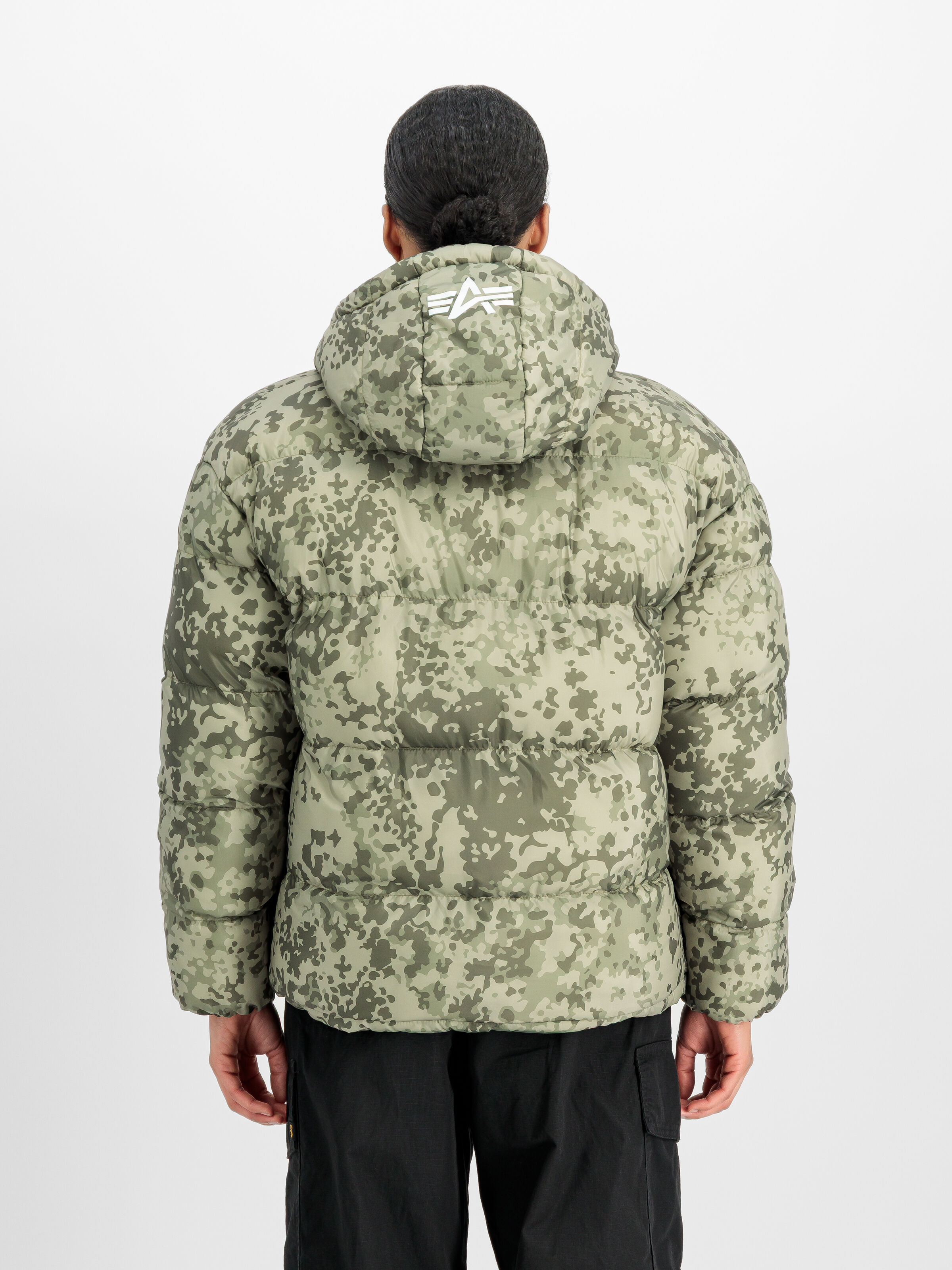 Reversible Puffer Unisex Winter Jacket black 268138_03_3_detail_00007_230447