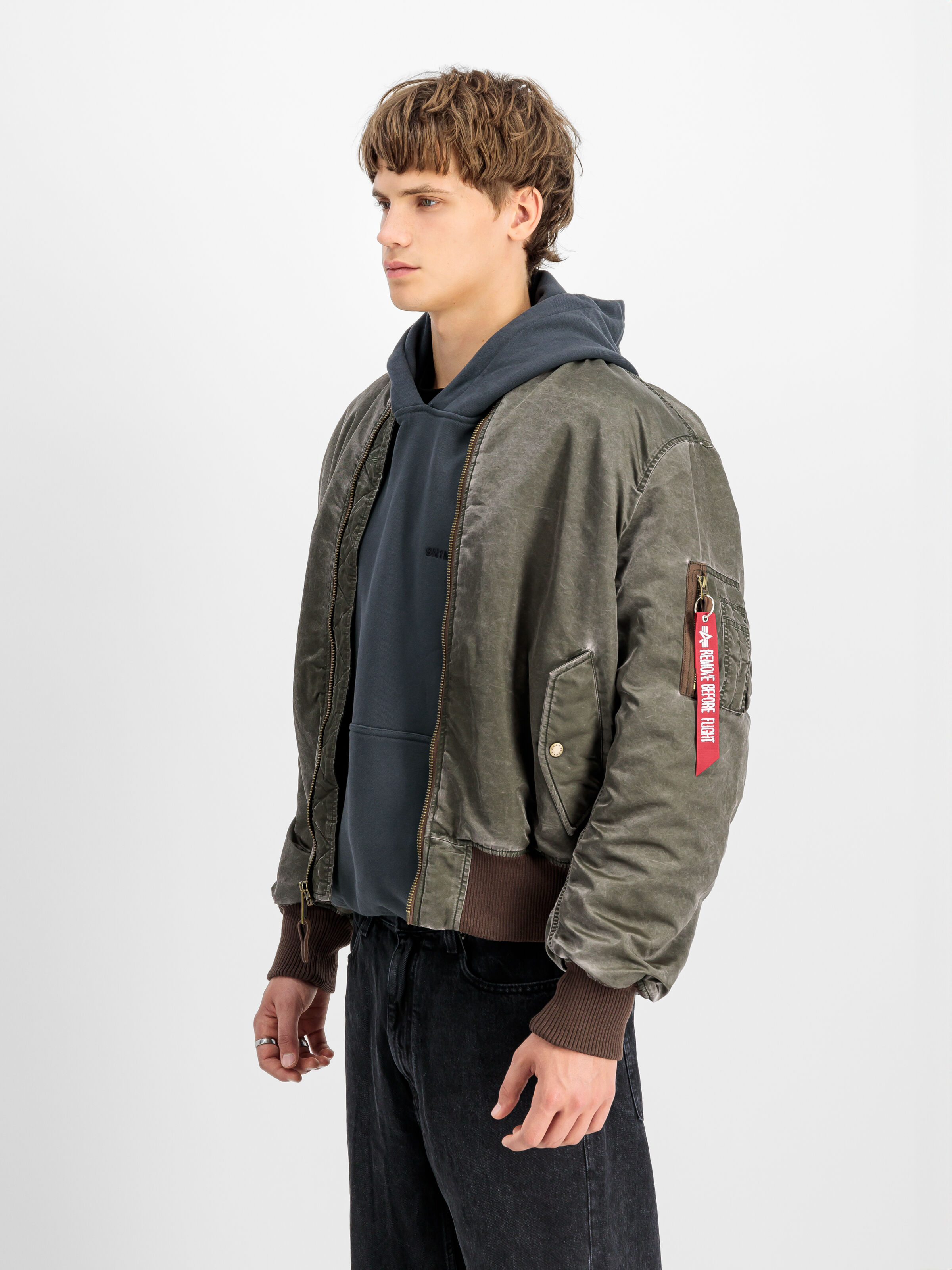 MA-1 Vintage Bomber Jacket mud olive 148127_443_2_model_00003_106664