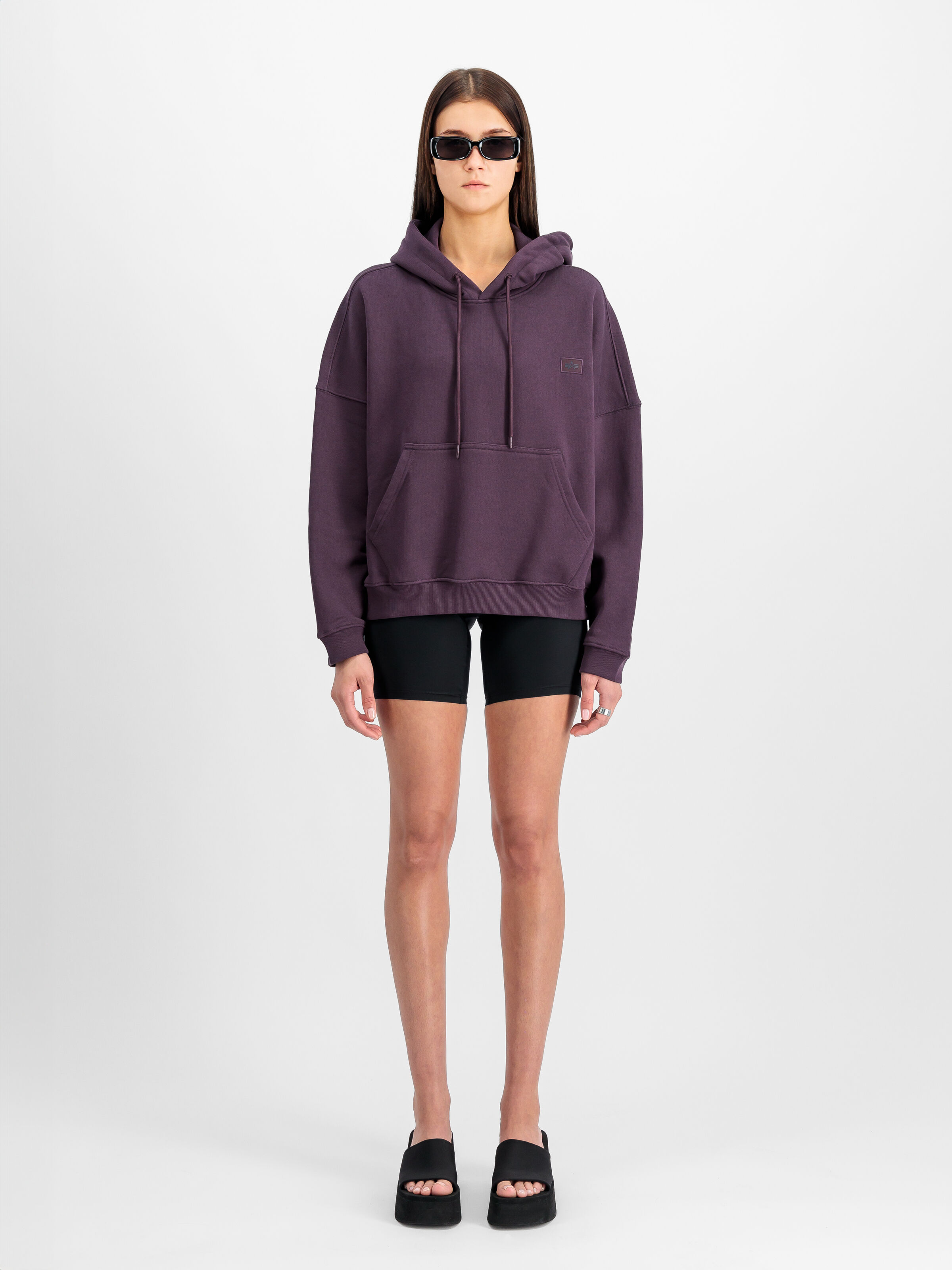 Alpha Essentials Rubber Logo Hoodie Women Plum 146041_719_2_model_00001_103890